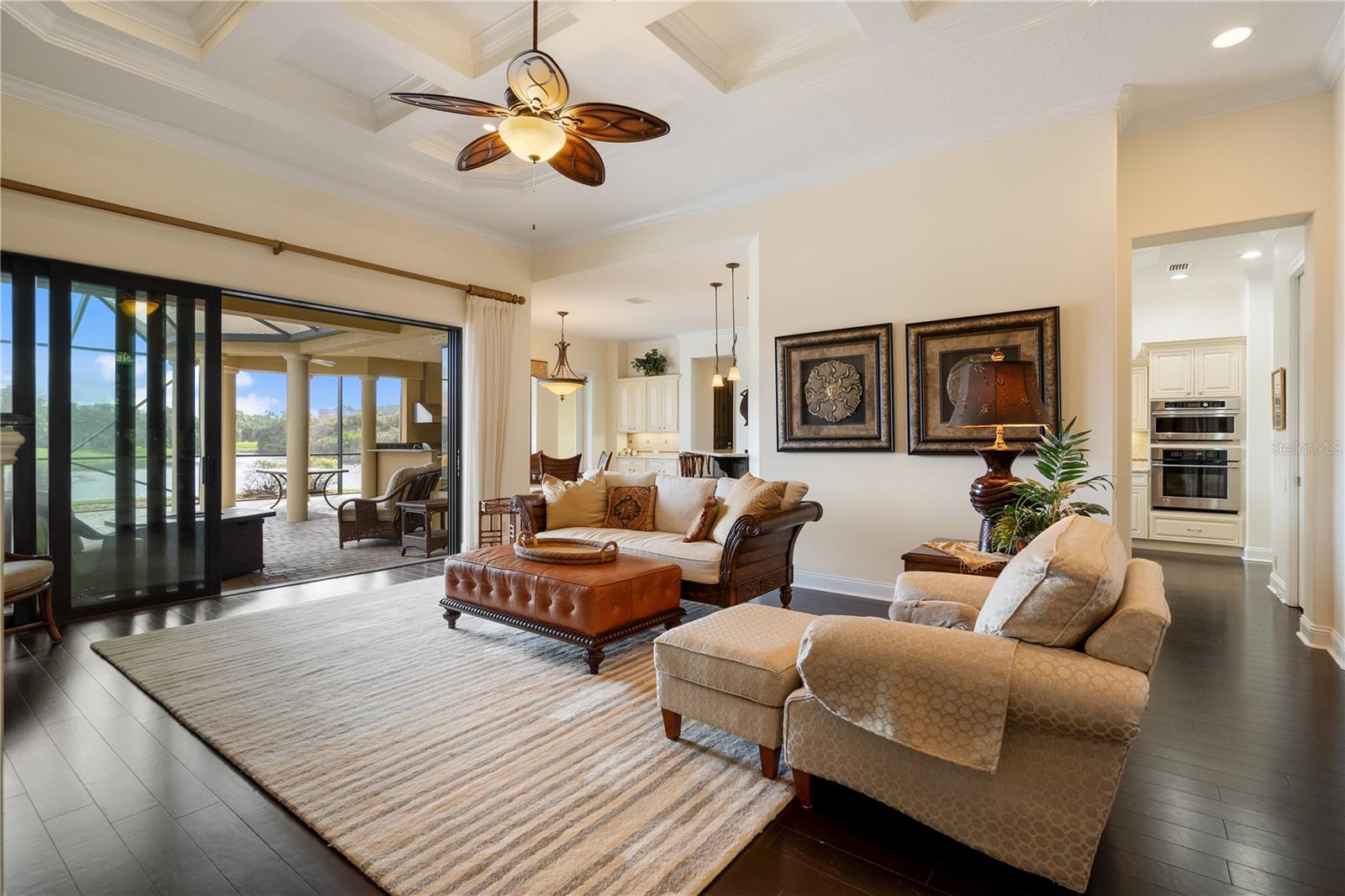 10 ANASTASIA CT