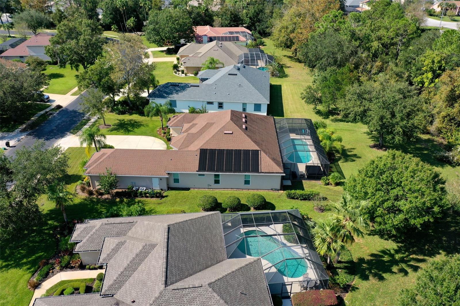 7 LAKESIDE PL E