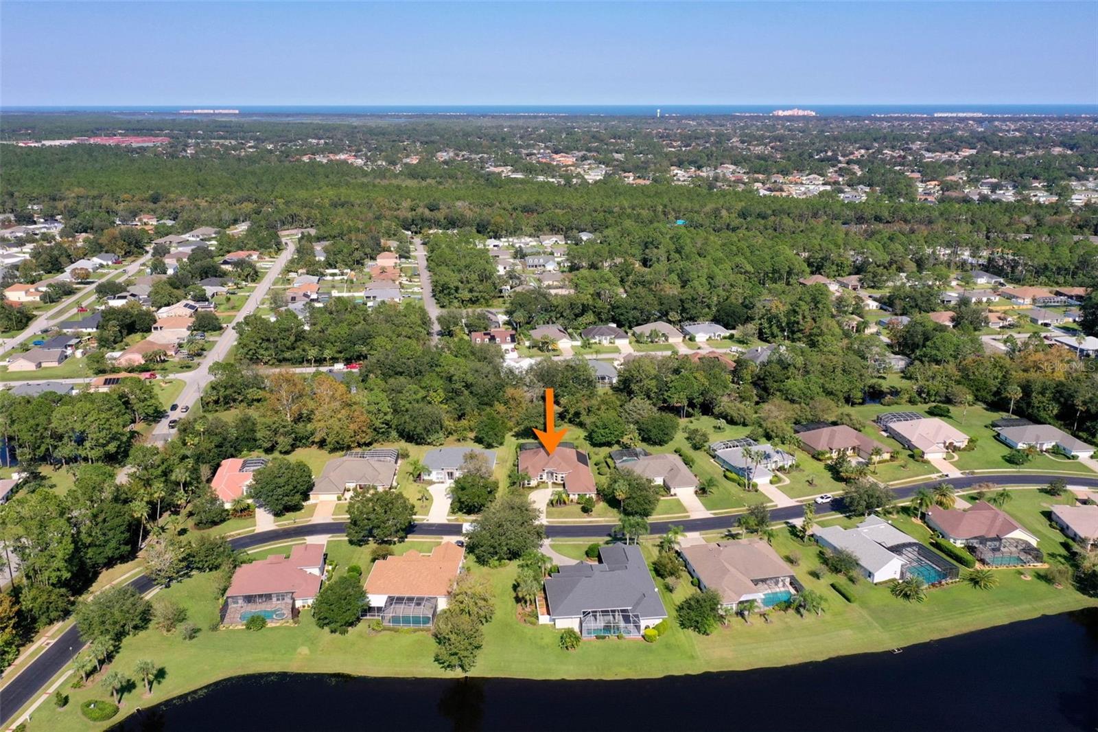 7 LAKESIDE PL E
