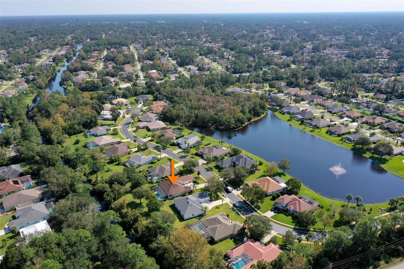 7 LAKESIDE PL E