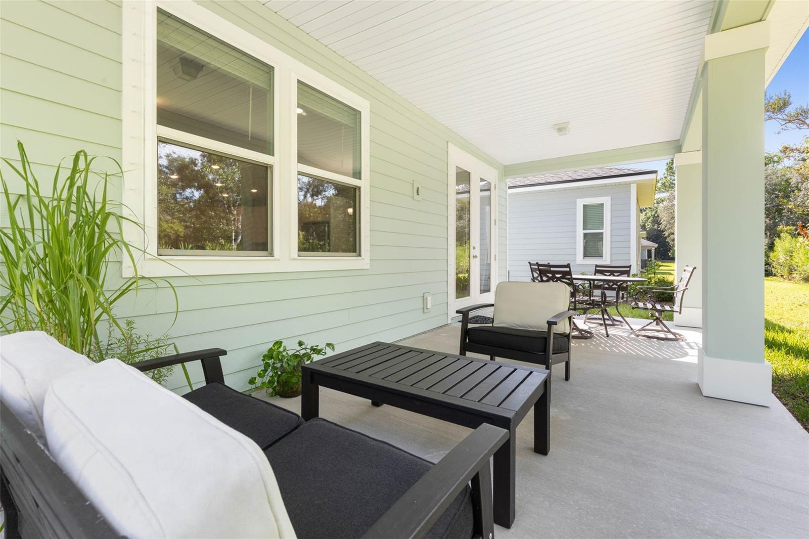 83 MOANA CT N