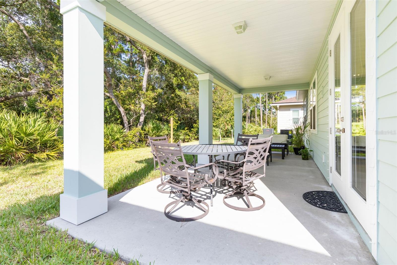 83 MOANA CT N