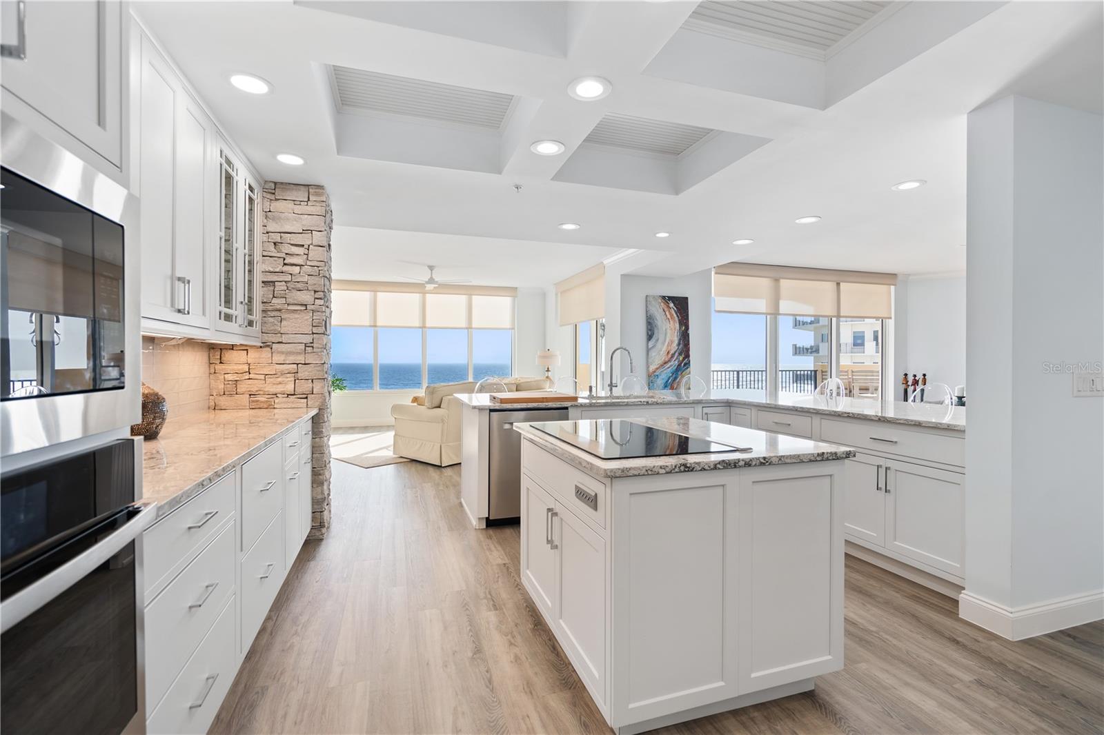 19 AVENUE DE LA MER #906