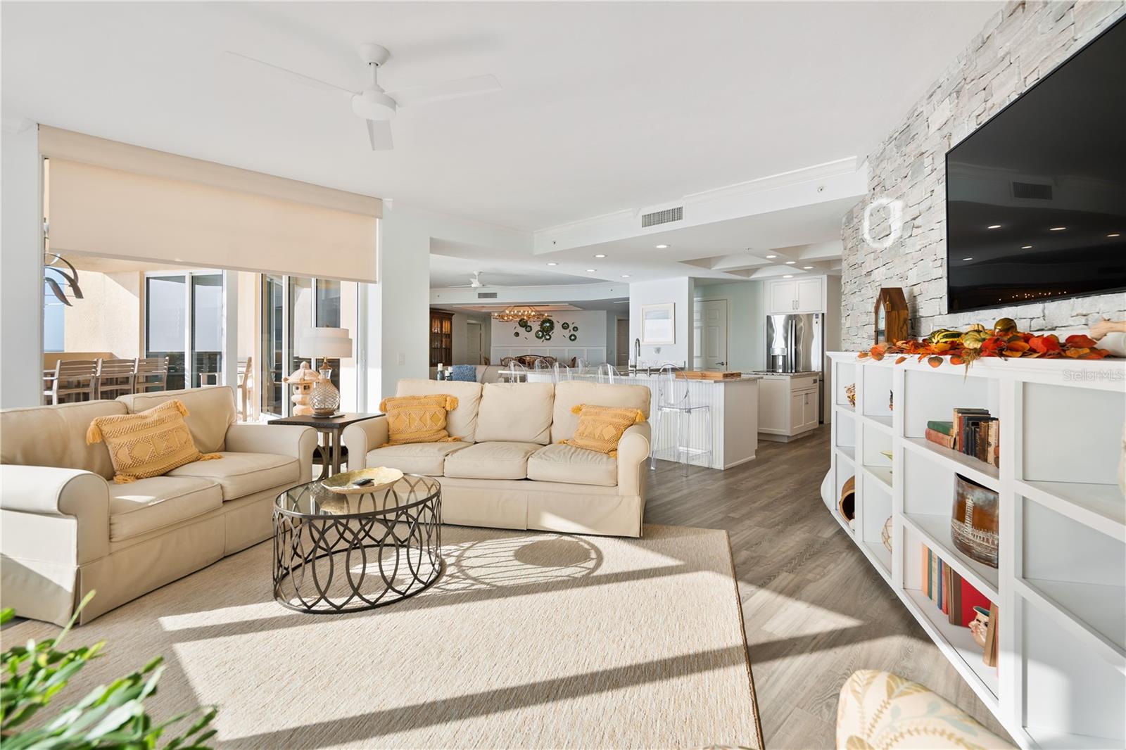 19 AVENUE DE LA MER #906