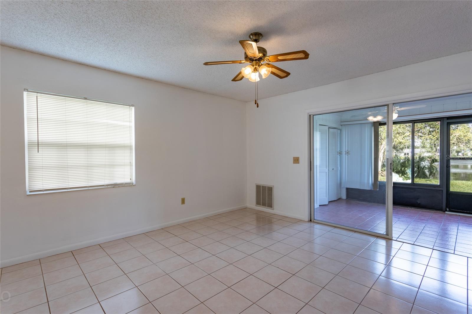 63 KINGS COLONY CT S