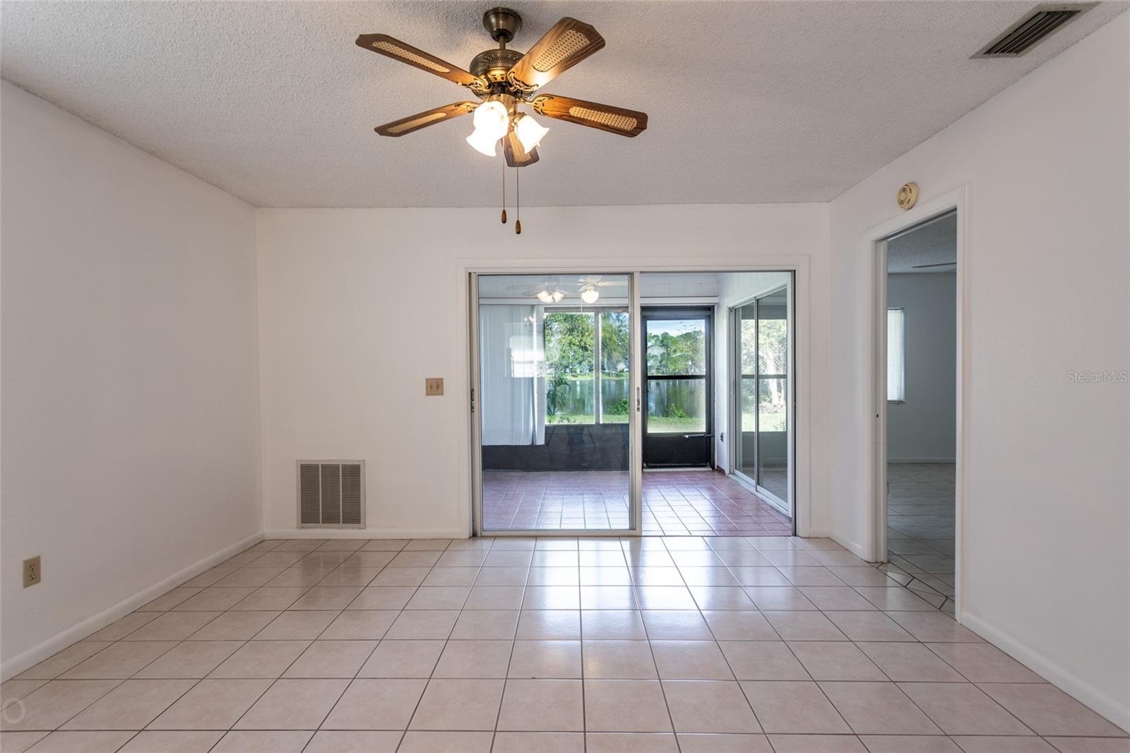 63 KINGS COLONY CT S