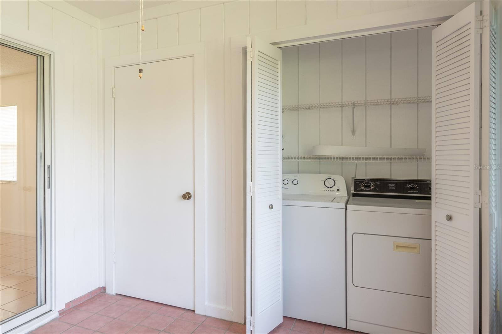 63 KINGS COLONY CT S