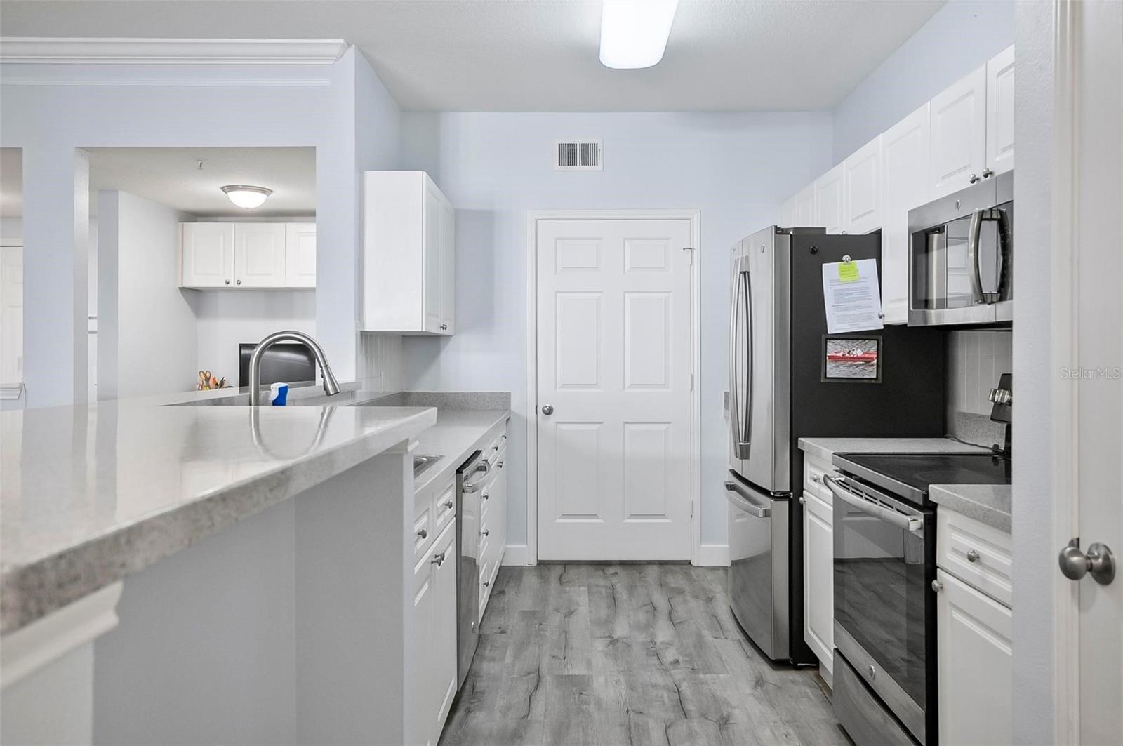 280 CELEBRATION BLVD #203
