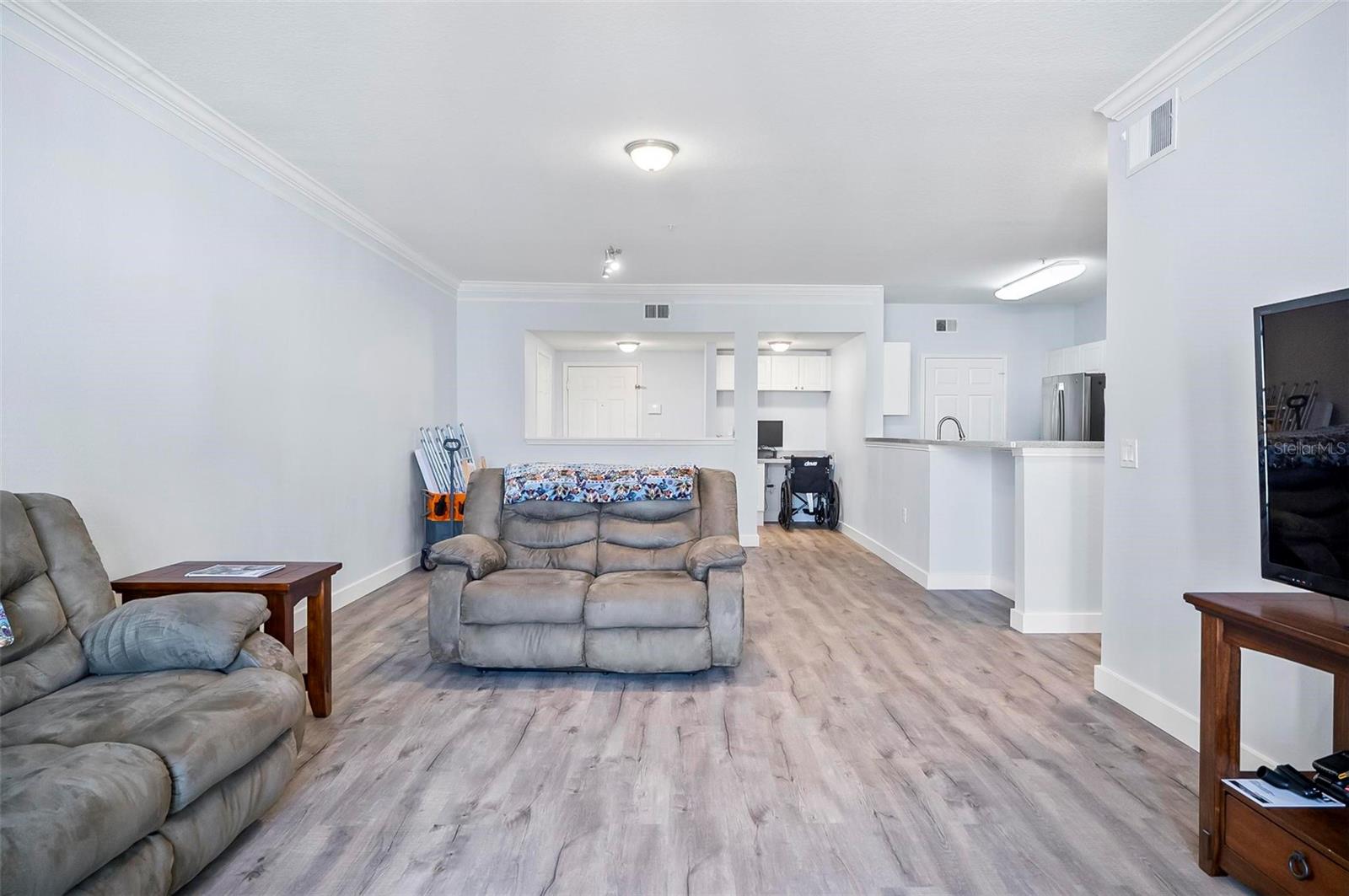280 CELEBRATION BLVD #203