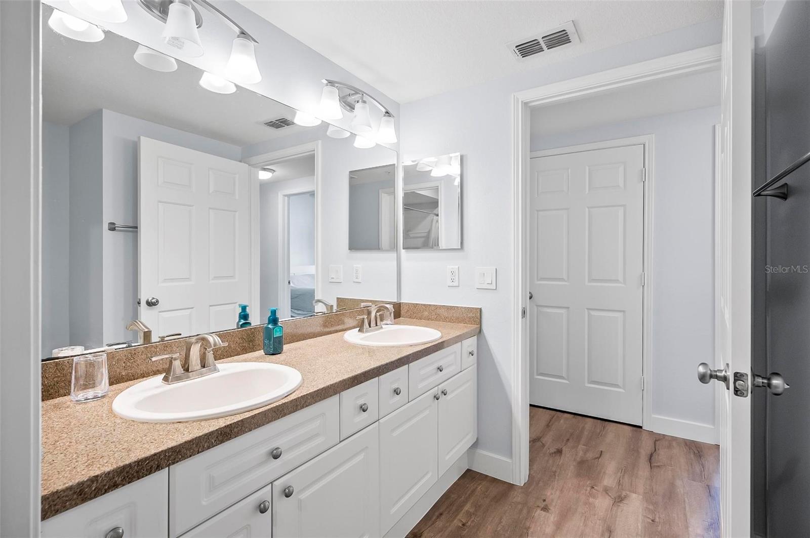 280 CELEBRATION BLVD #203