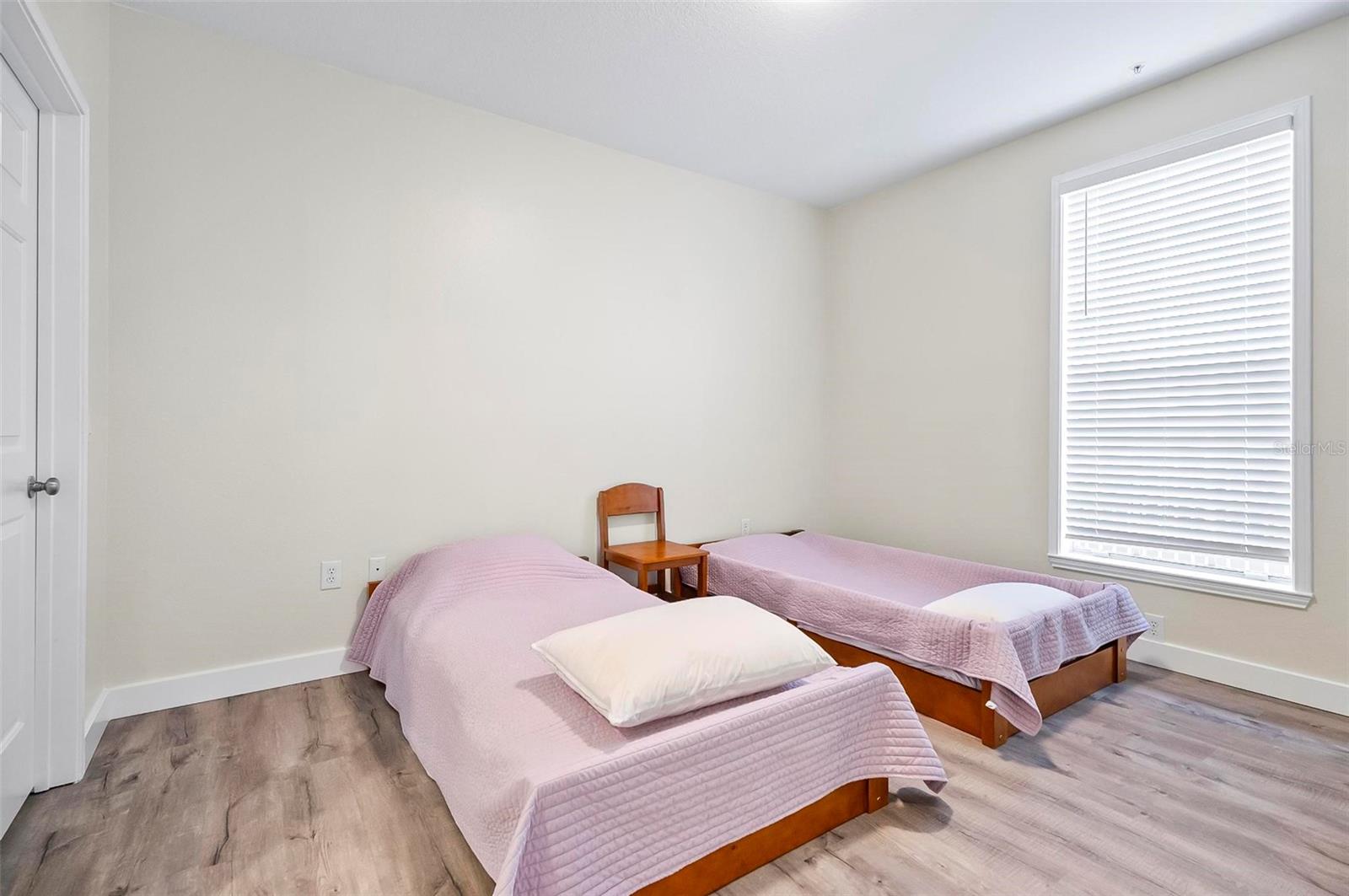 280 CELEBRATION BLVD #203