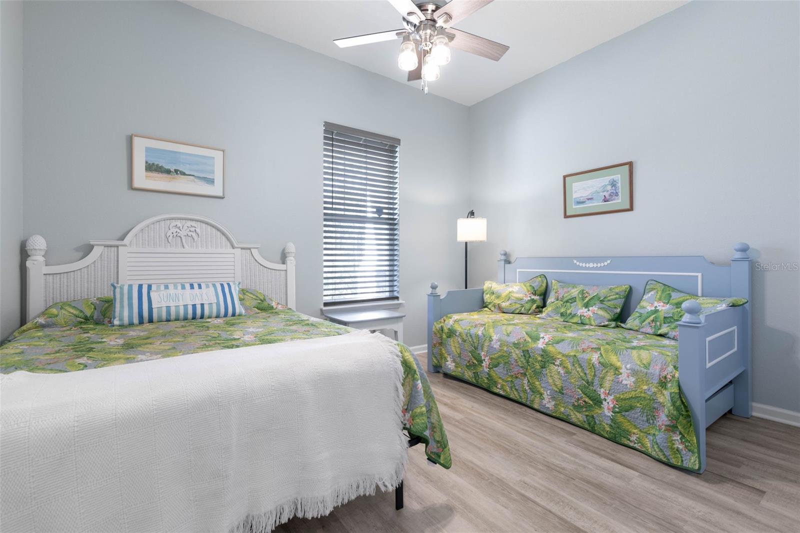 17 BLUE GROTTO PL