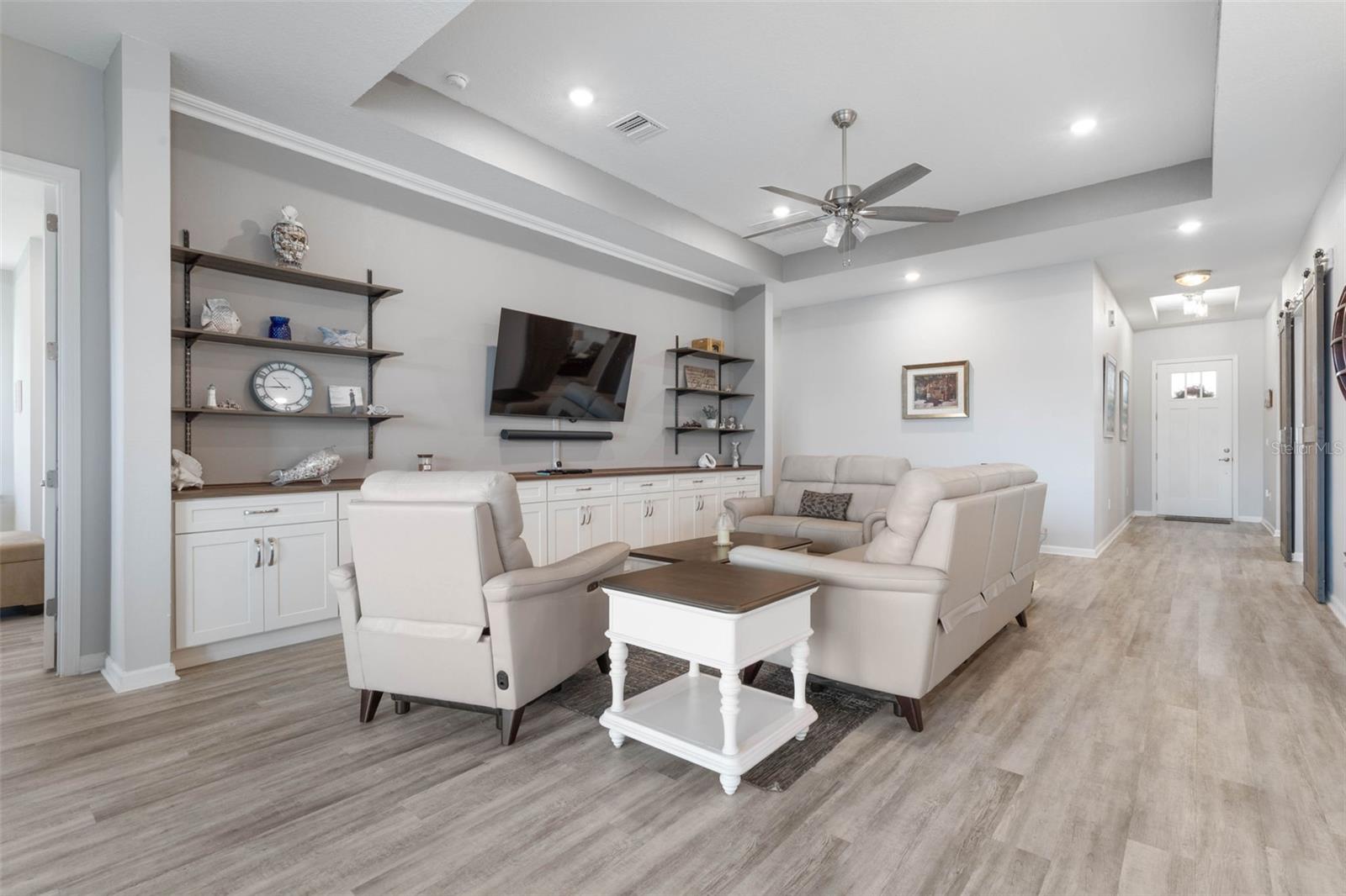 17 BLUE GROTTO PL