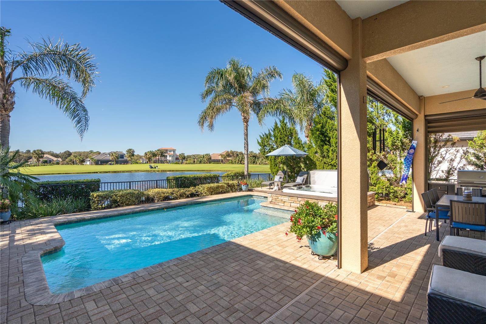 55 NORTHSHORE DR