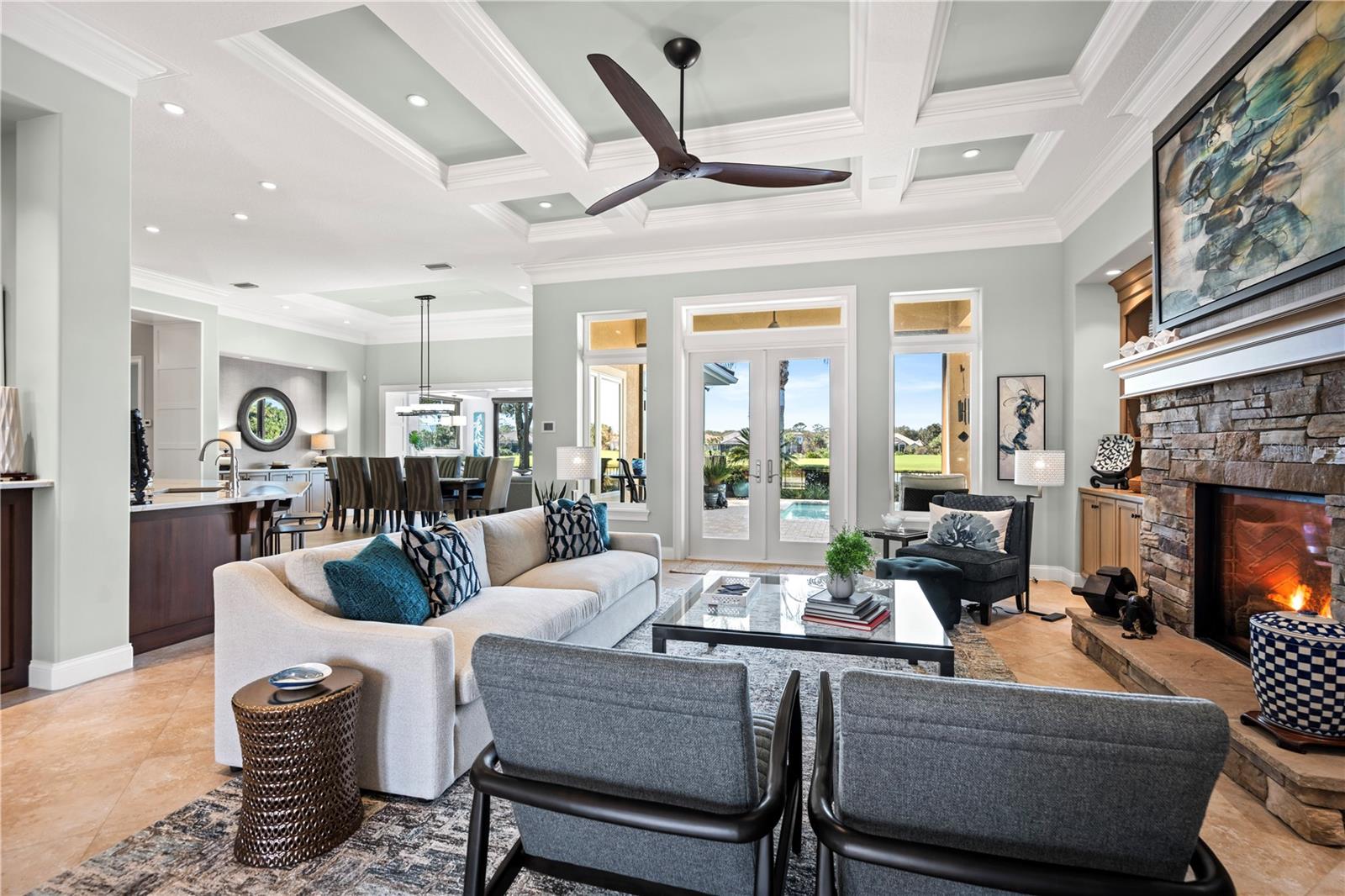 55 NORTHSHORE DR