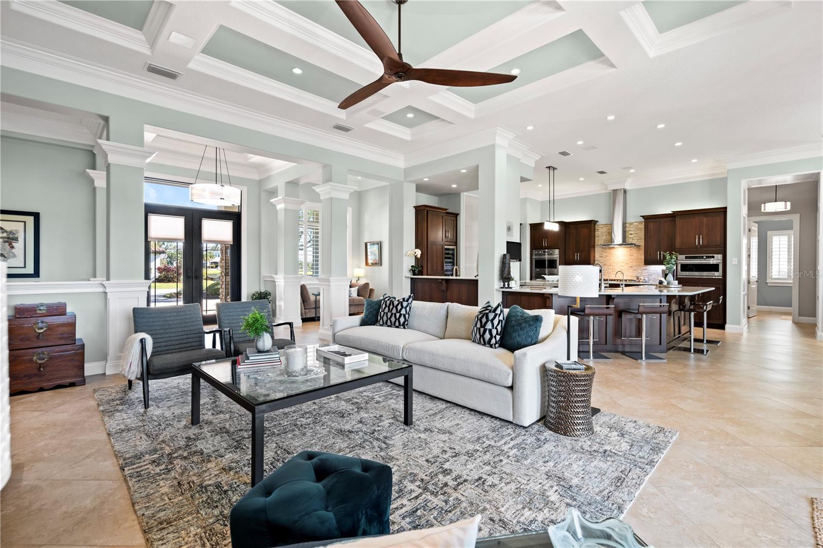 55 NORTHSHORE DR
