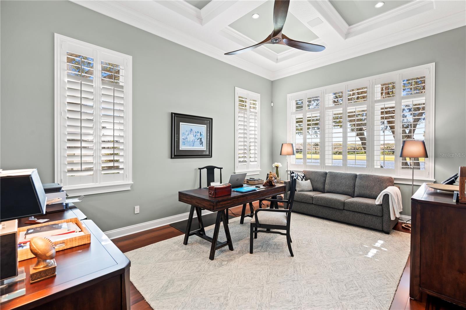 55 NORTHSHORE DR