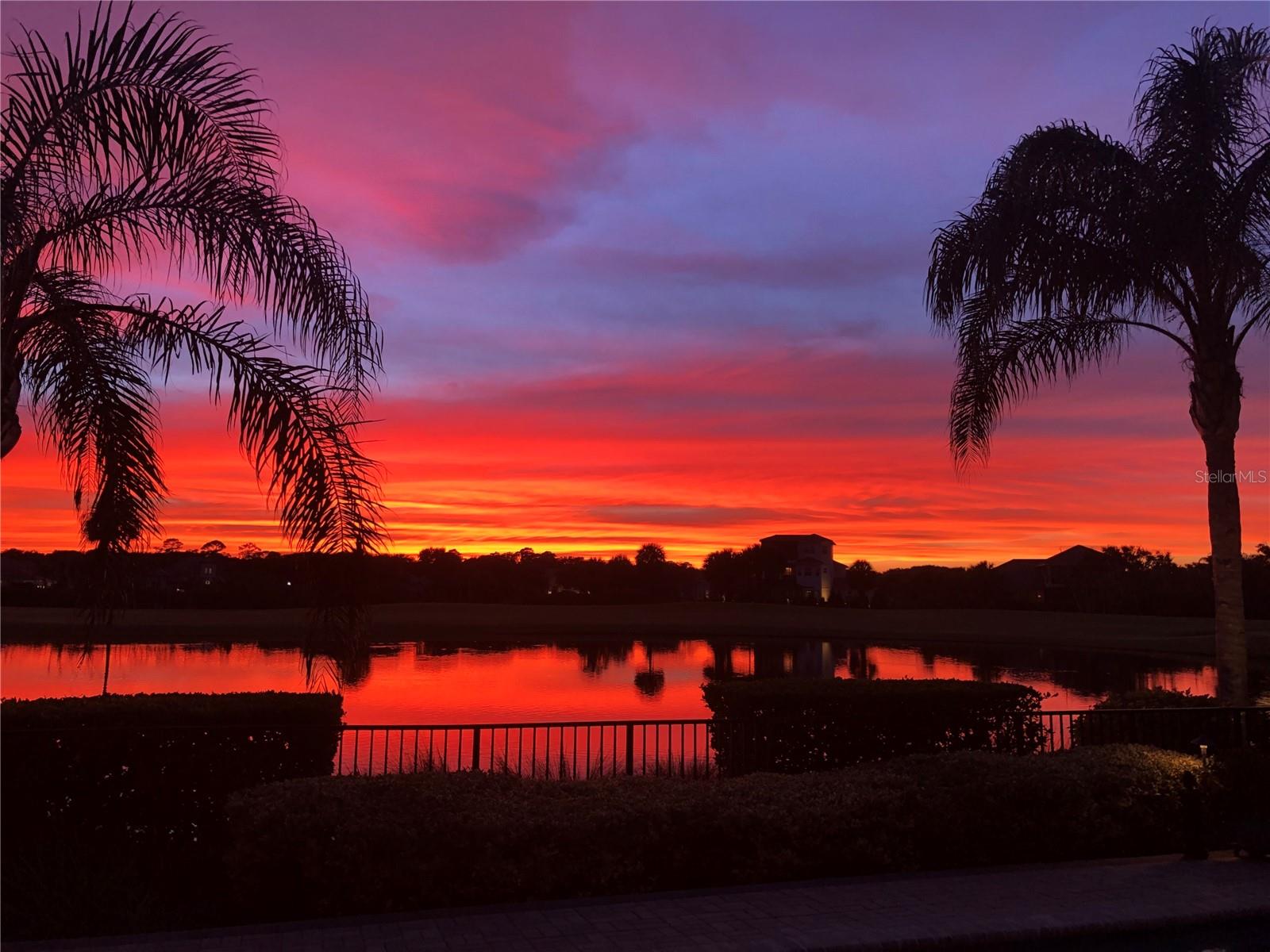 55 NORTHSHORE DR