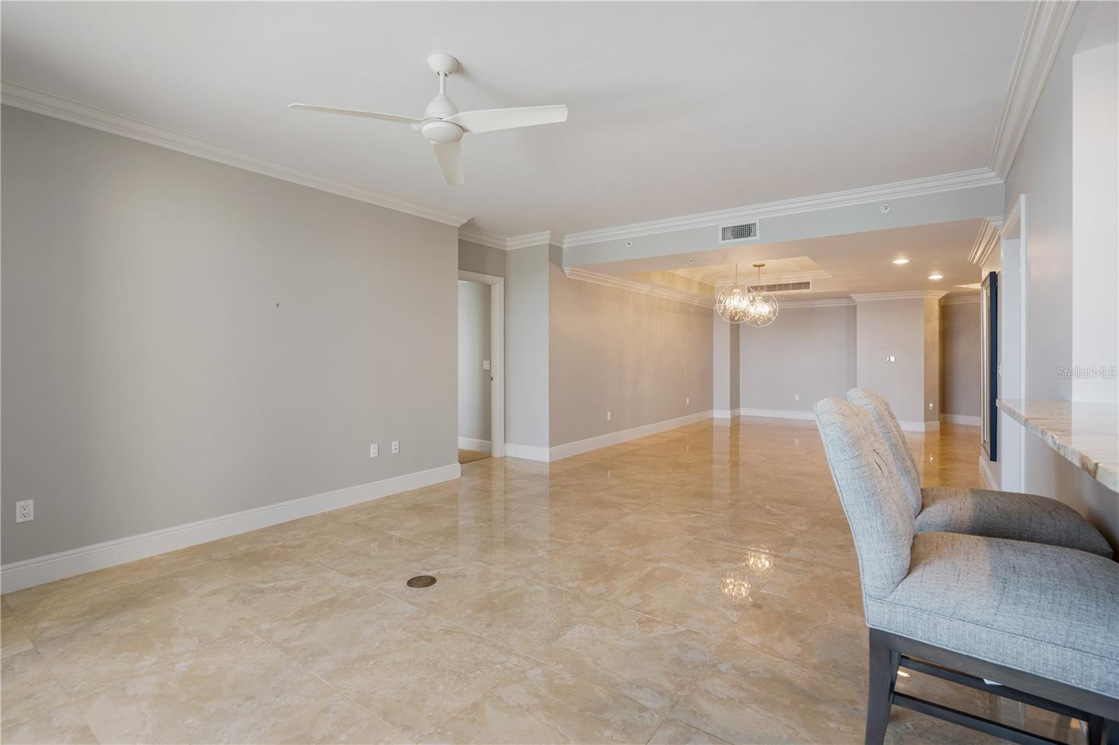 19 AVENUE DE LA MER #705