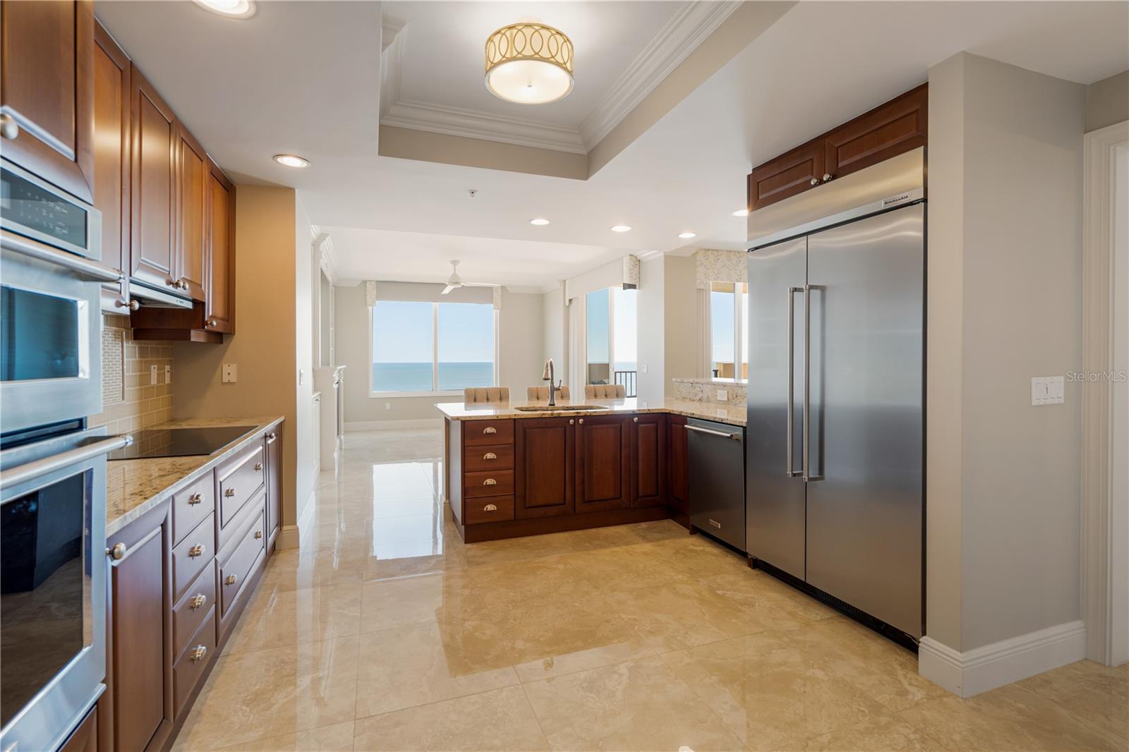 19 AVENUE DE LA MER #705