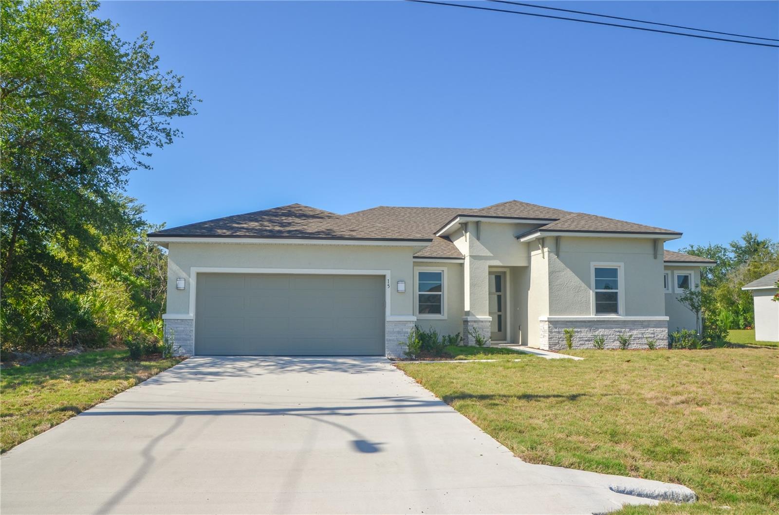 15 LONDON DR