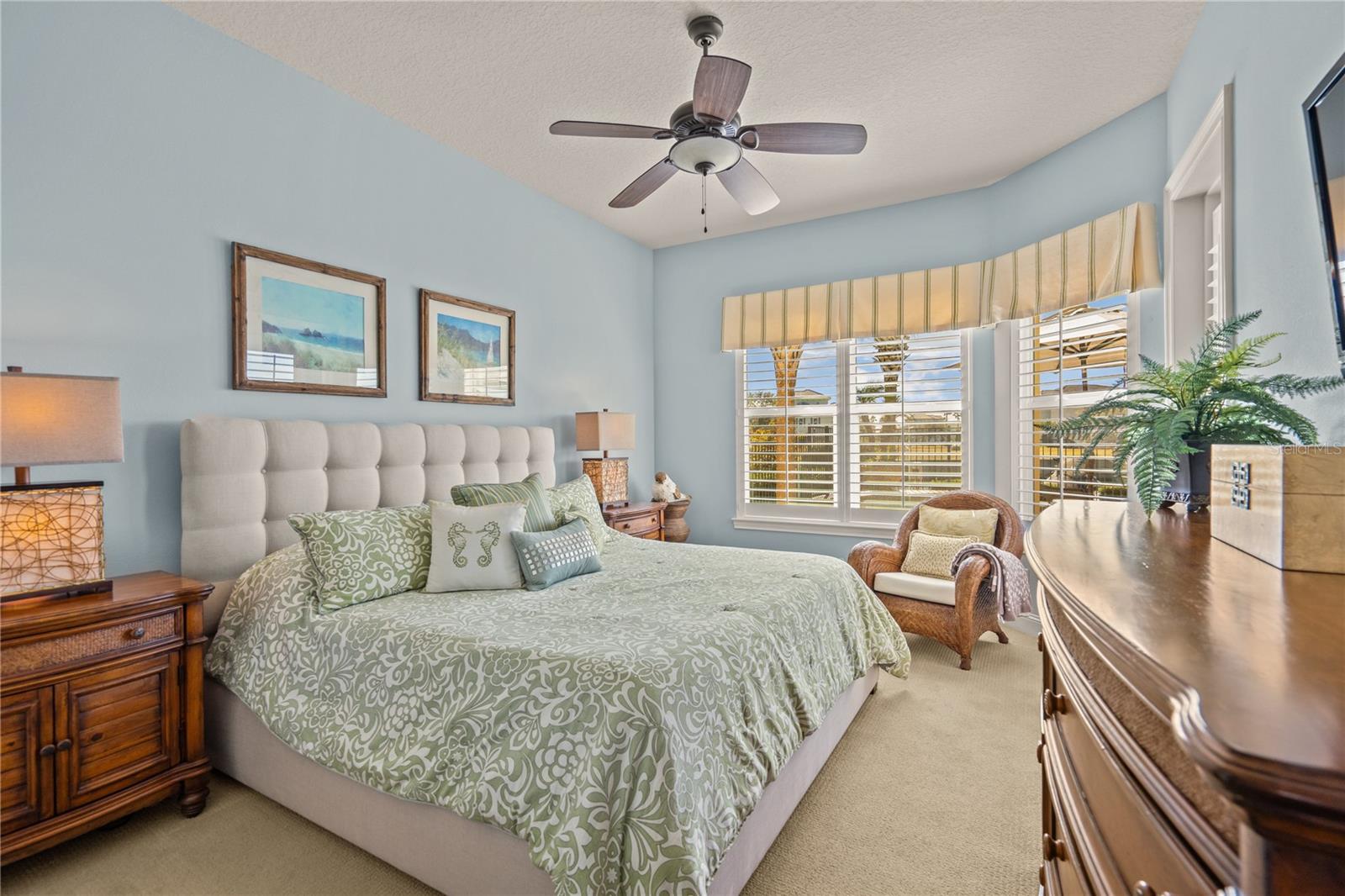 330 HARBOR VILLAGE PT N