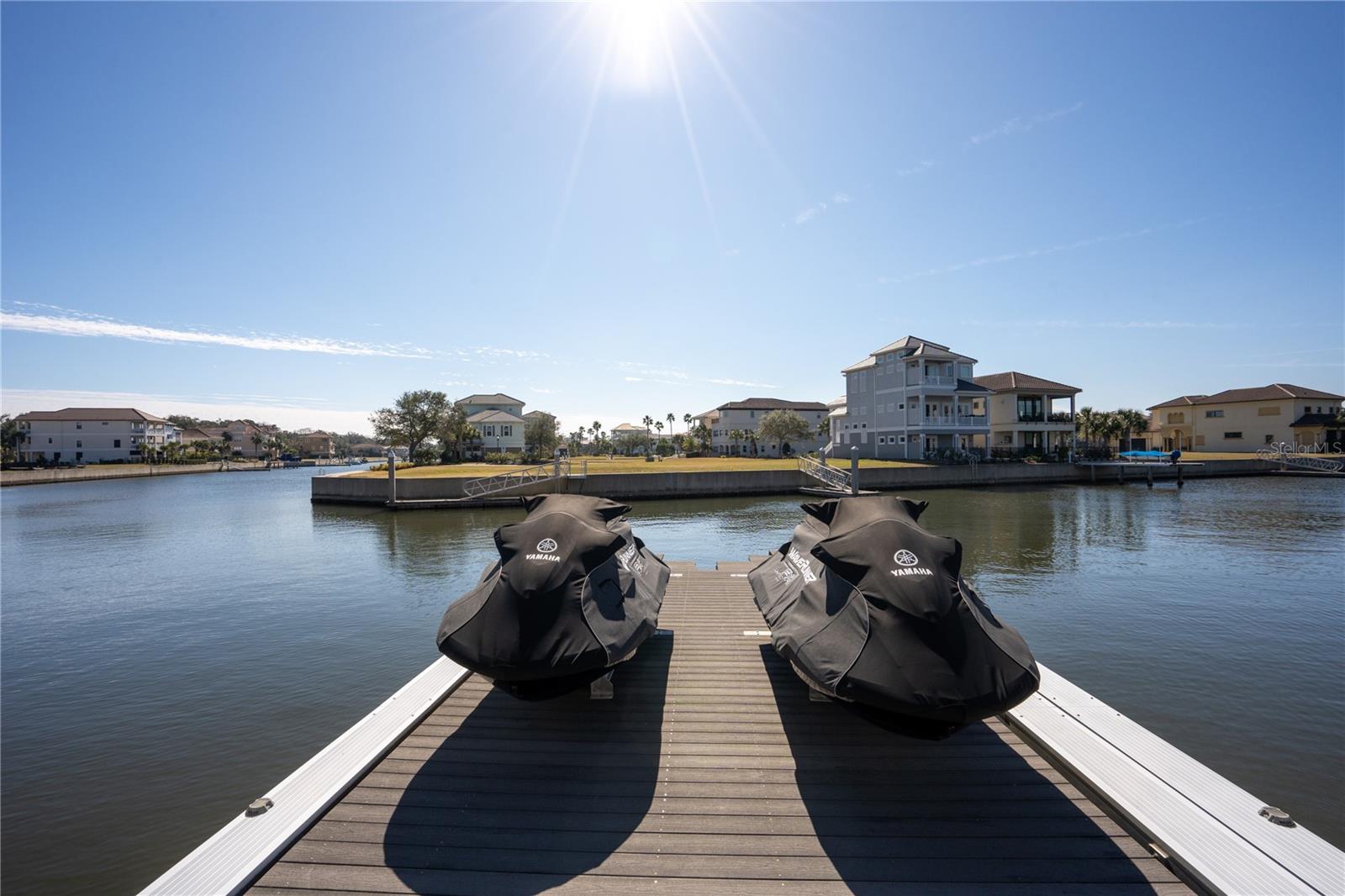 330 HARBOR VILLAGE PT N