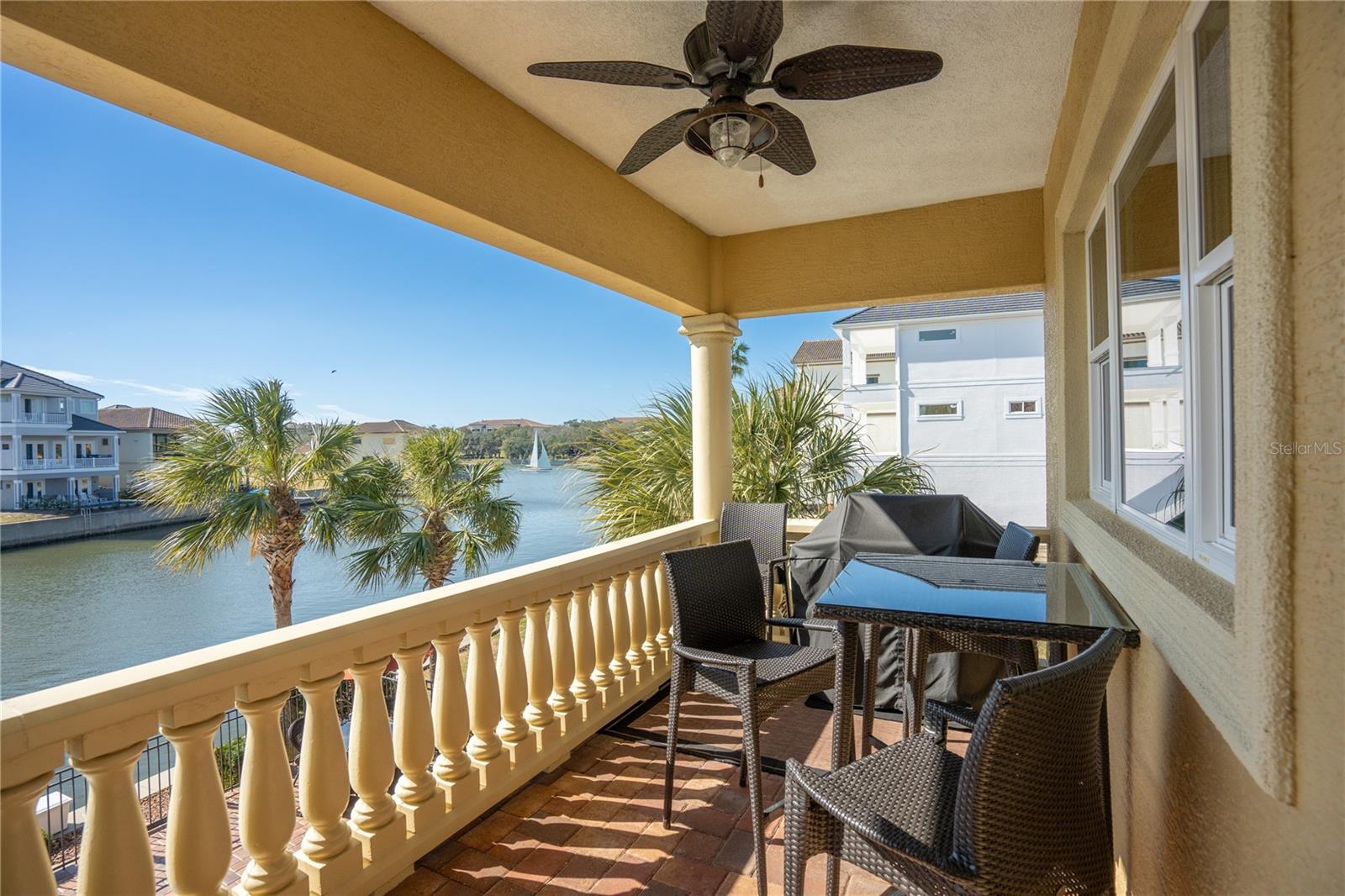 330 HARBOR VILLAGE PT N