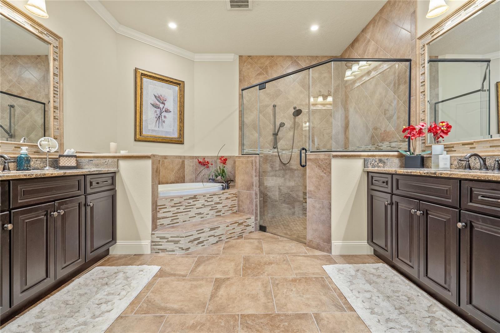 330 HARBOR VILLAGE PT N