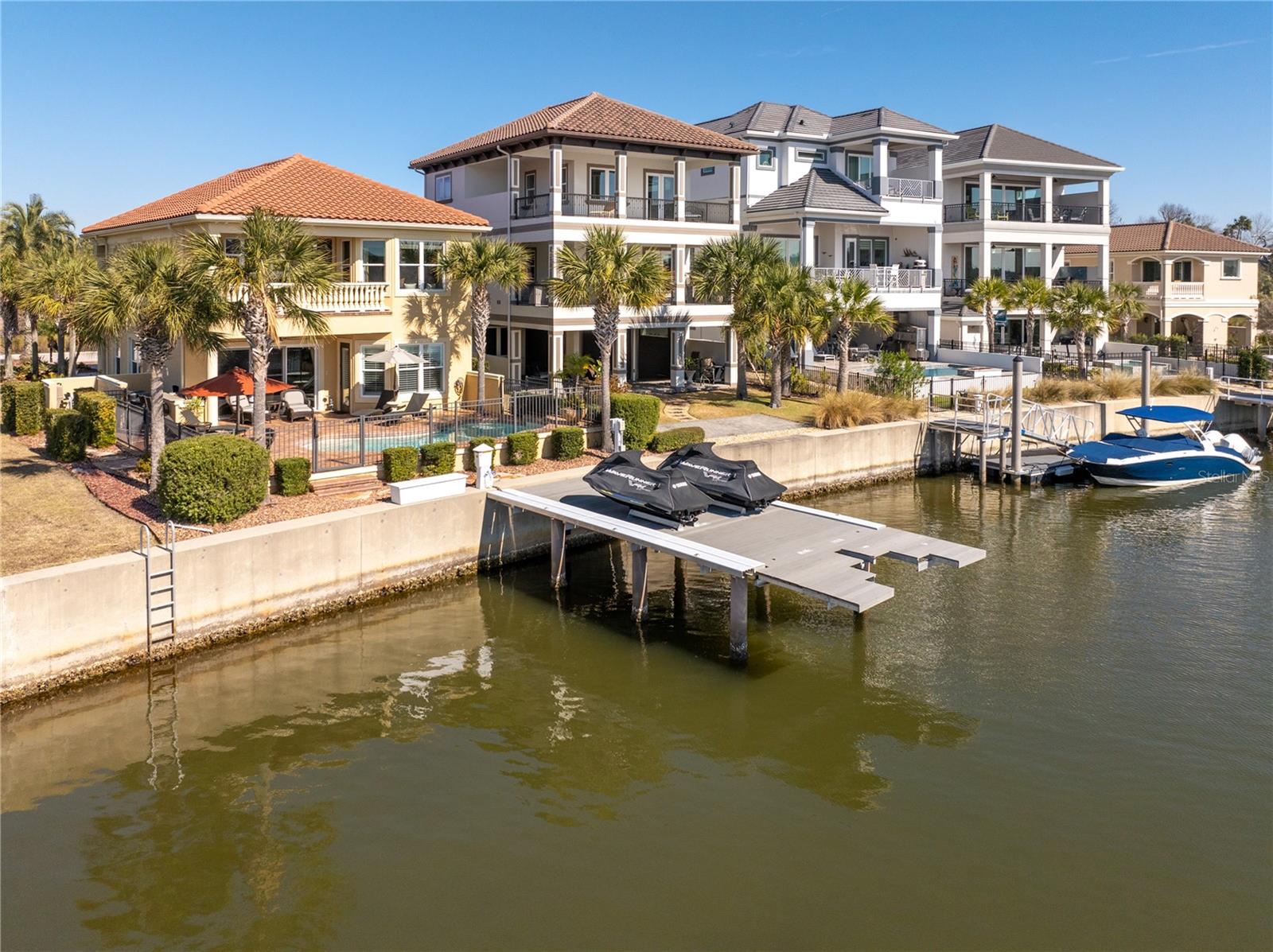 330 HARBOR VILLAGE PT N