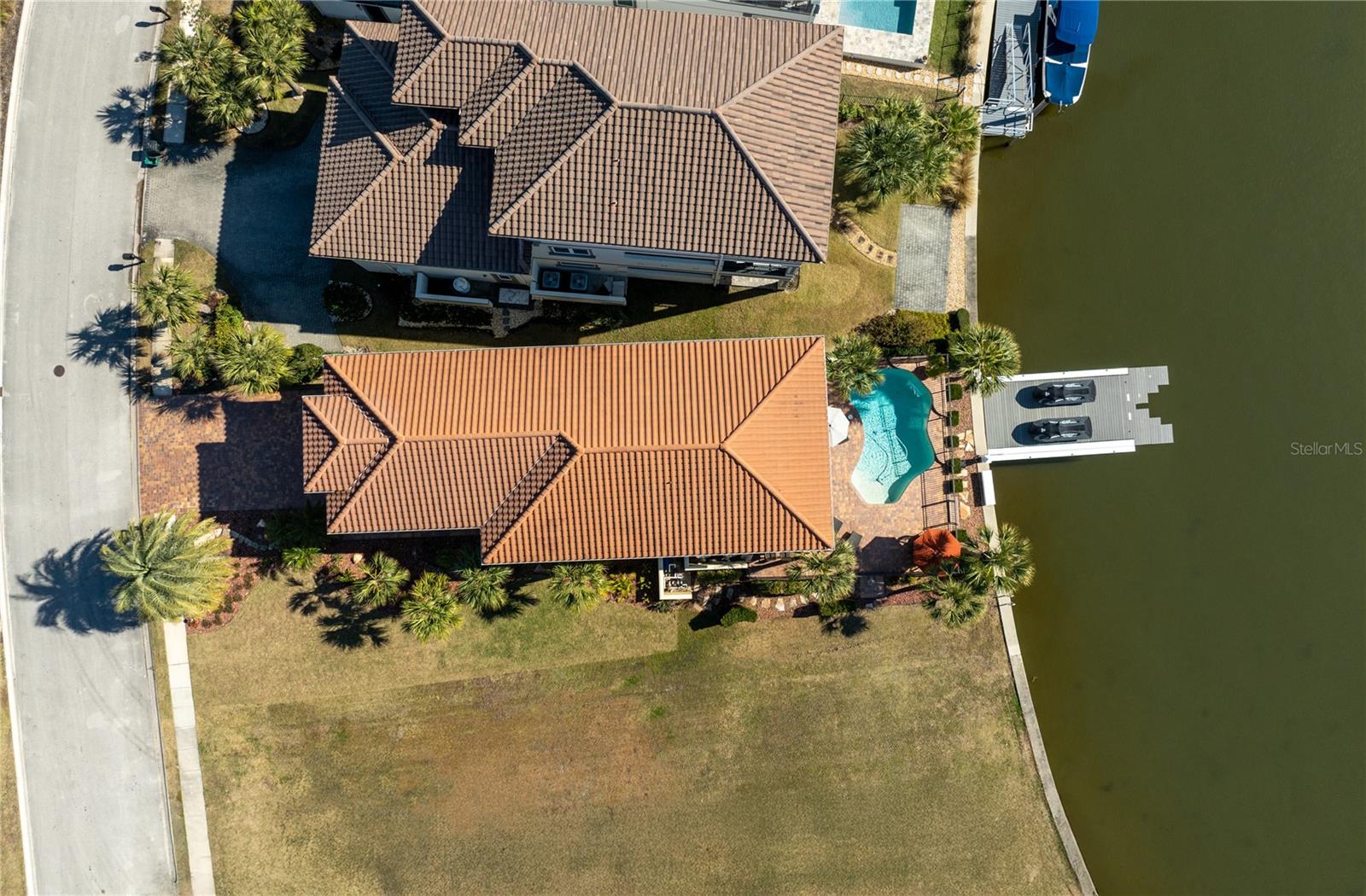 330 HARBOR VILLAGE PT N