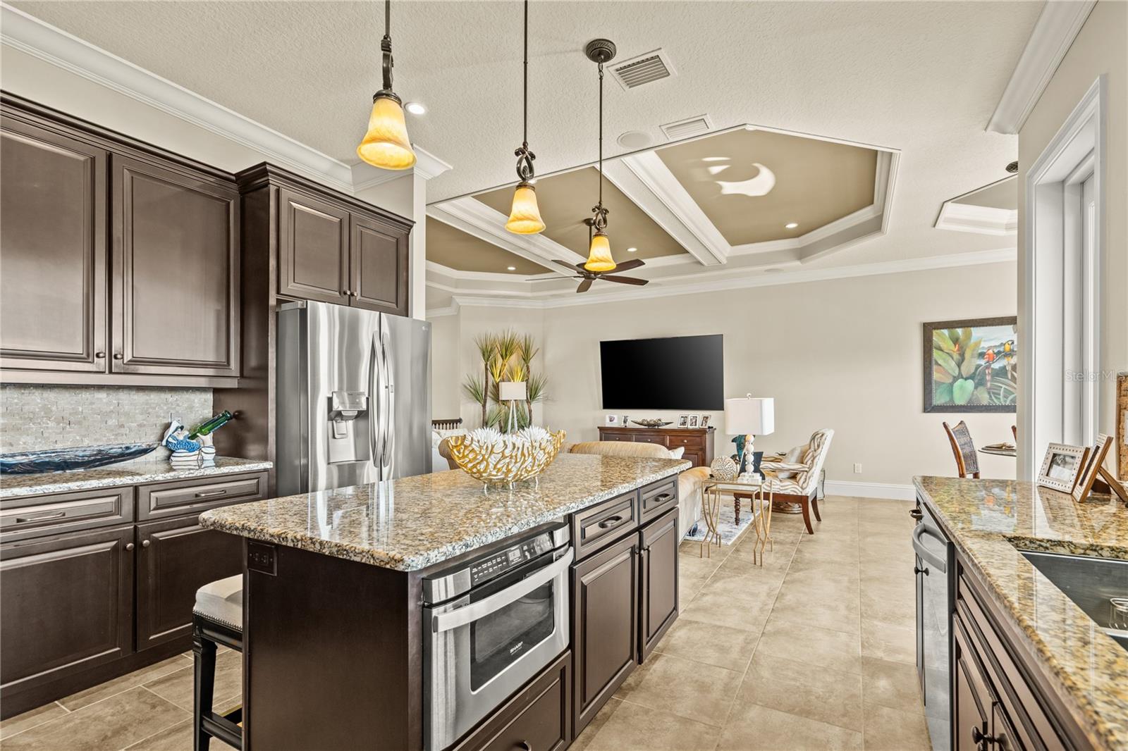 330 HARBOR VILLAGE PT N