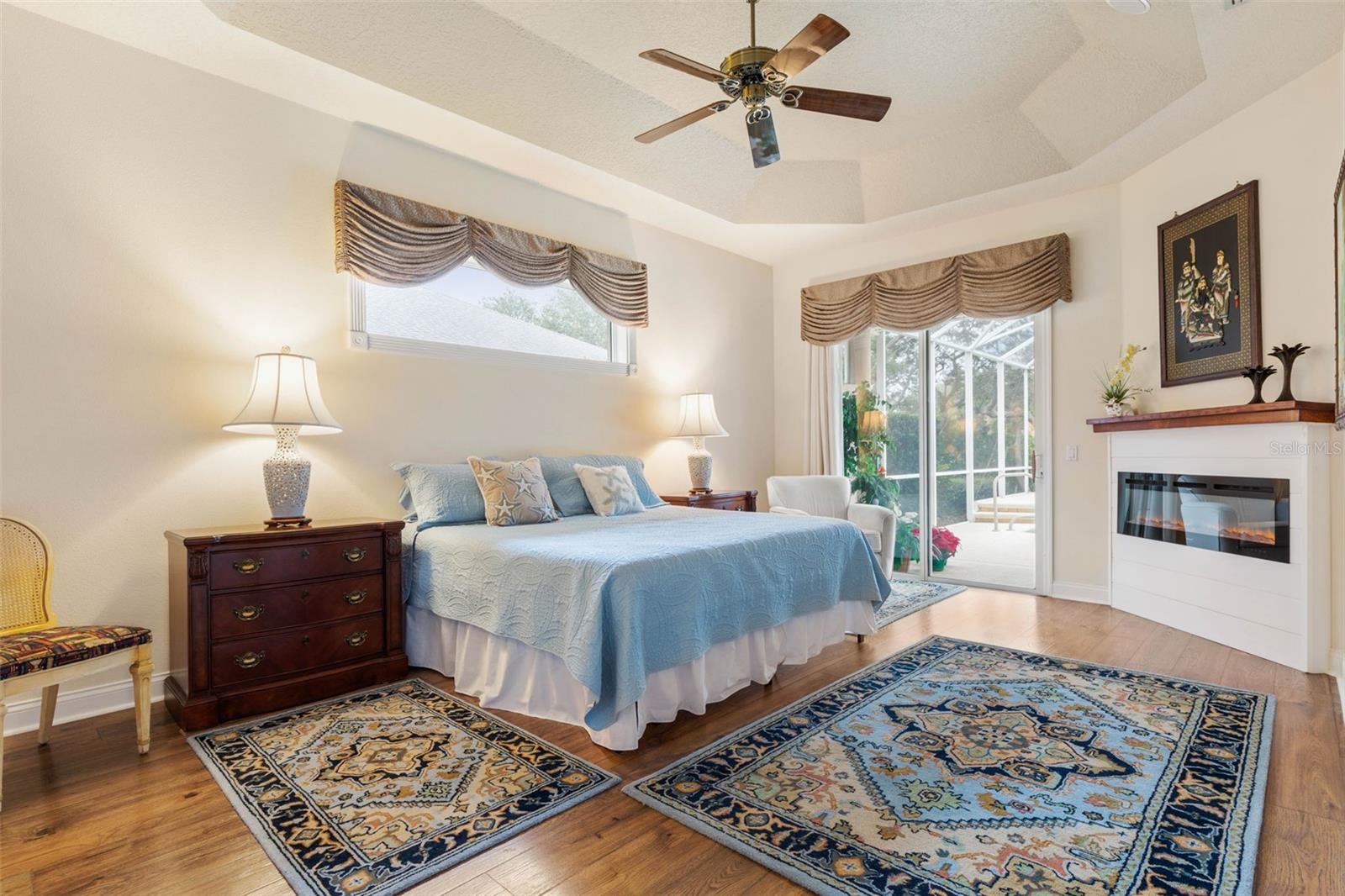 12 EGRET DR