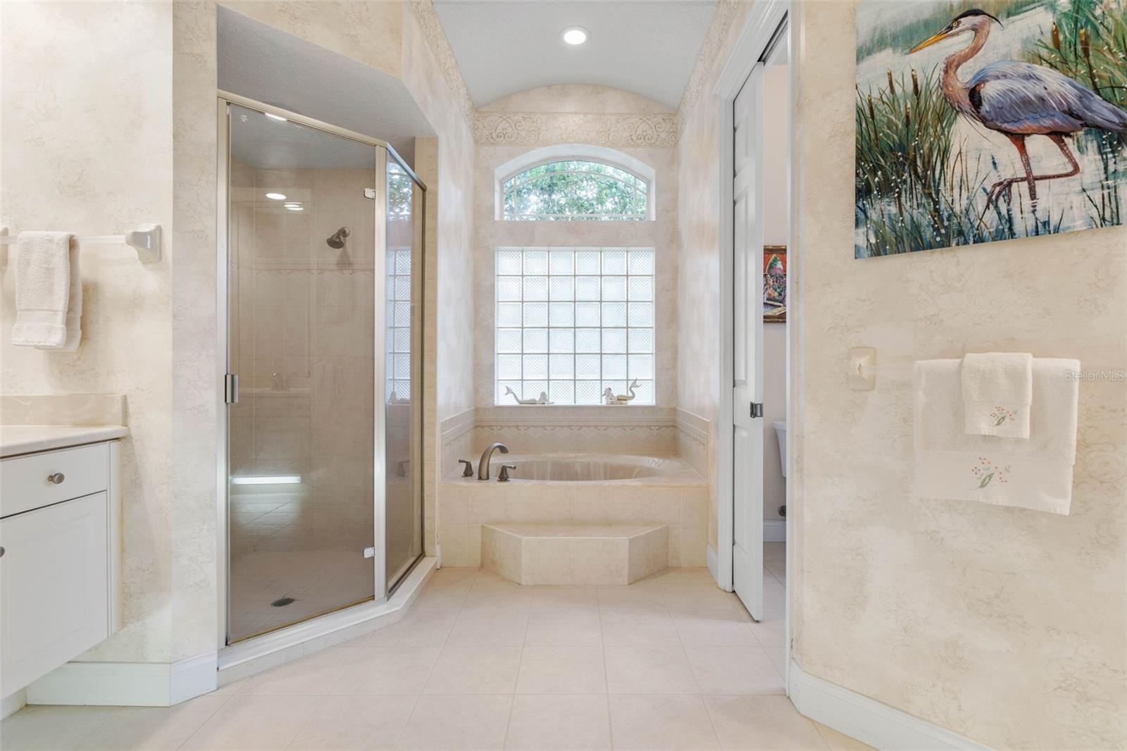12 EGRET DR