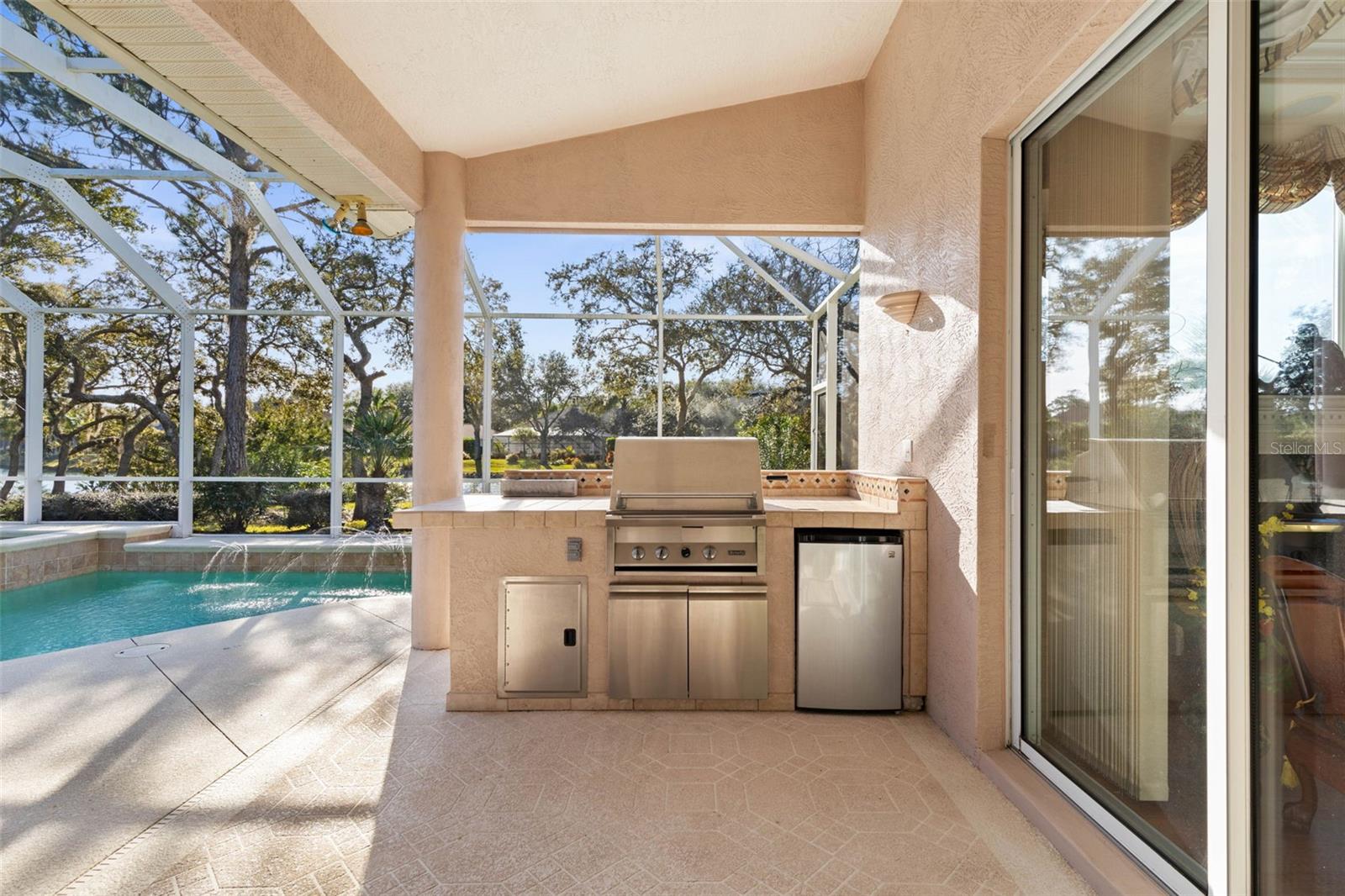 12 EGRET DR