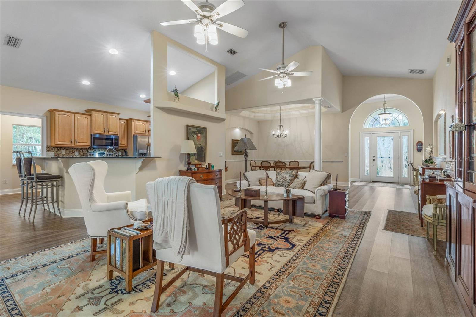 27 WHISPERING PINE DR