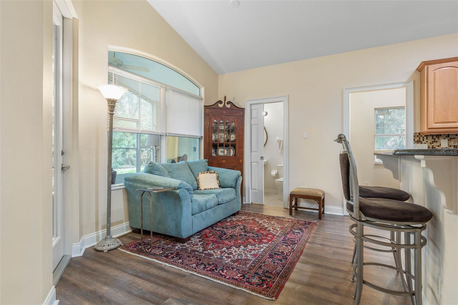 27 WHISPERING PINE DR