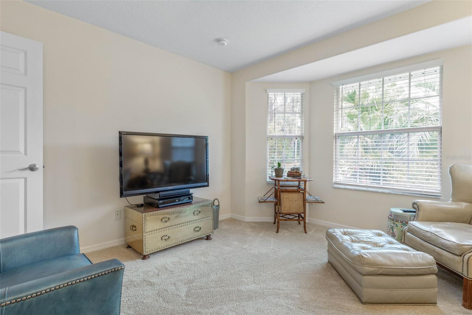 27 WHISPERING PINE DR