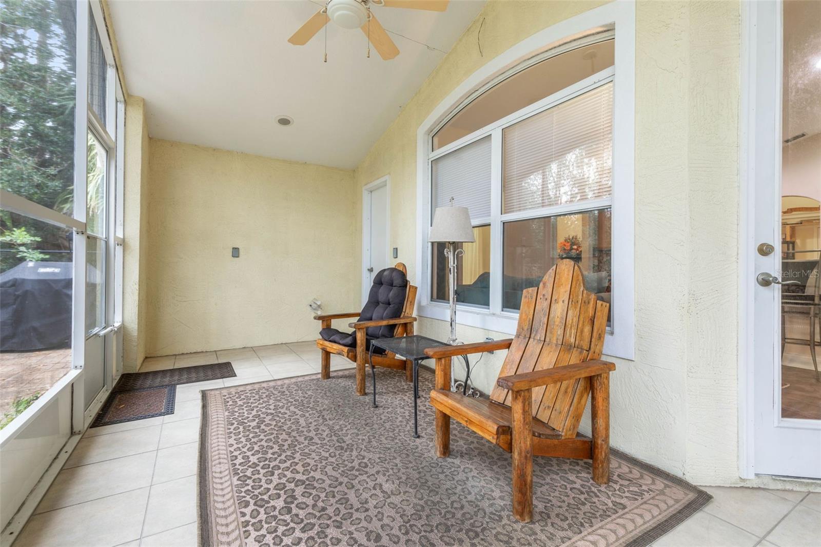 27 WHISPERING PINE DR