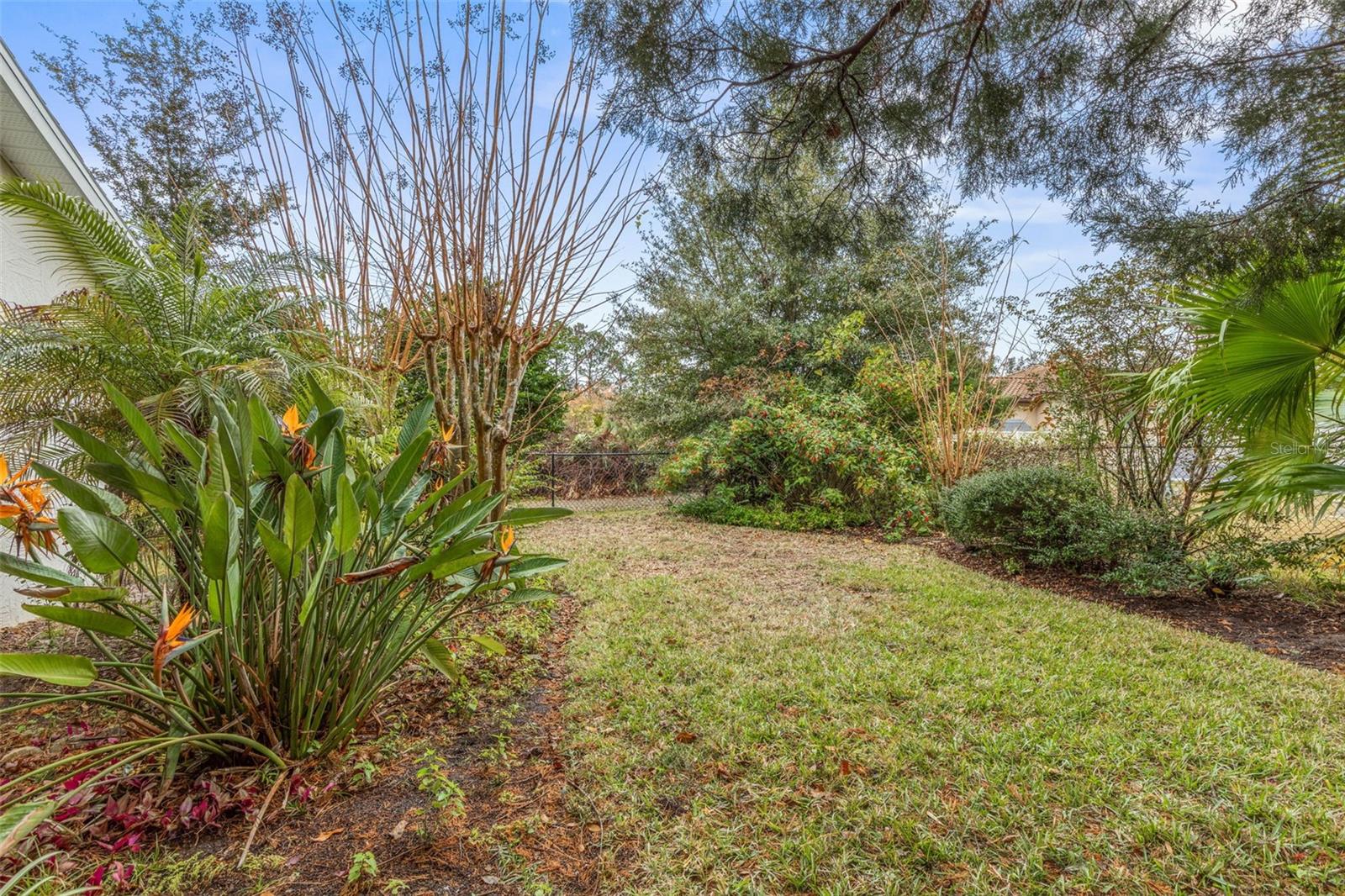 27 WHISPERING PINE DR