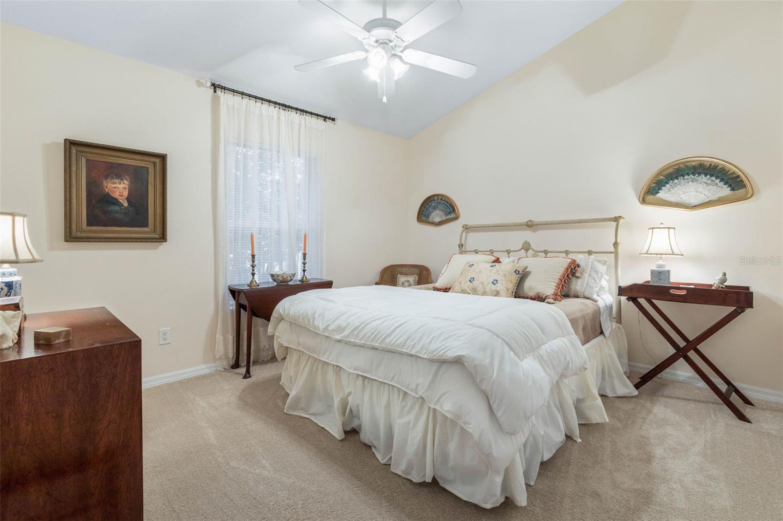 27 WHISPERING PINE DR