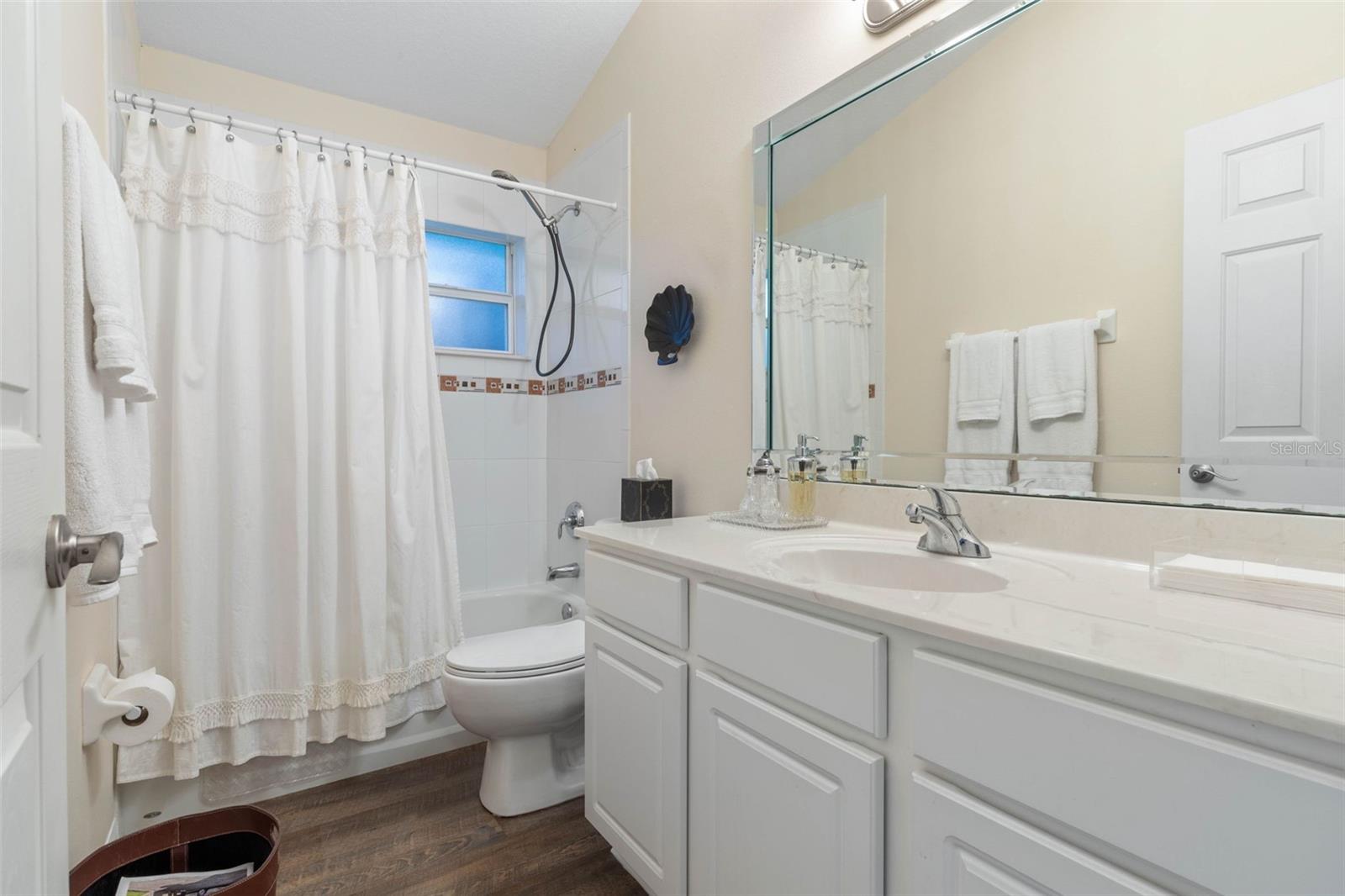 27 WHISPERING PINE DR