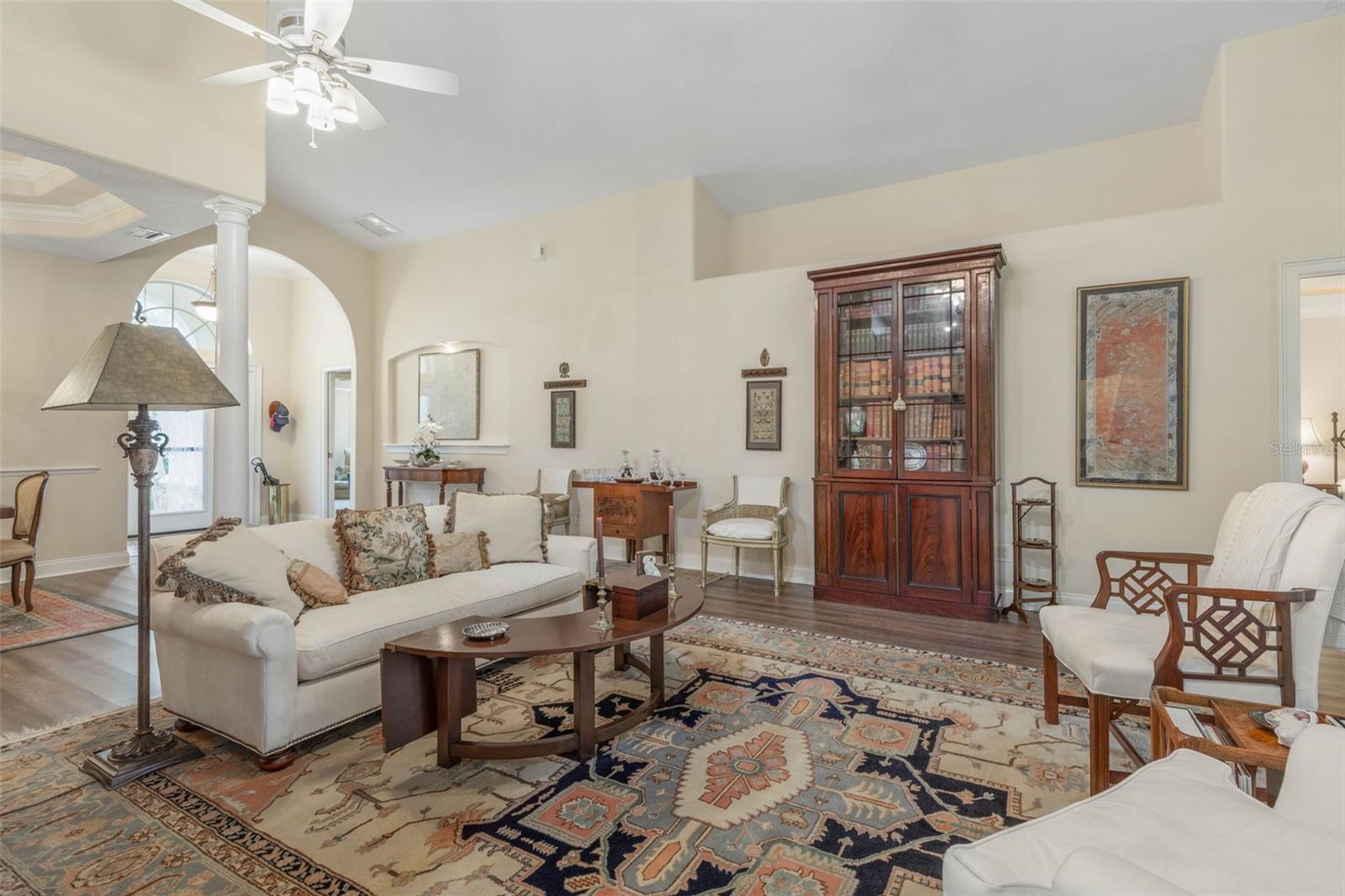 27 WHISPERING PINE DR