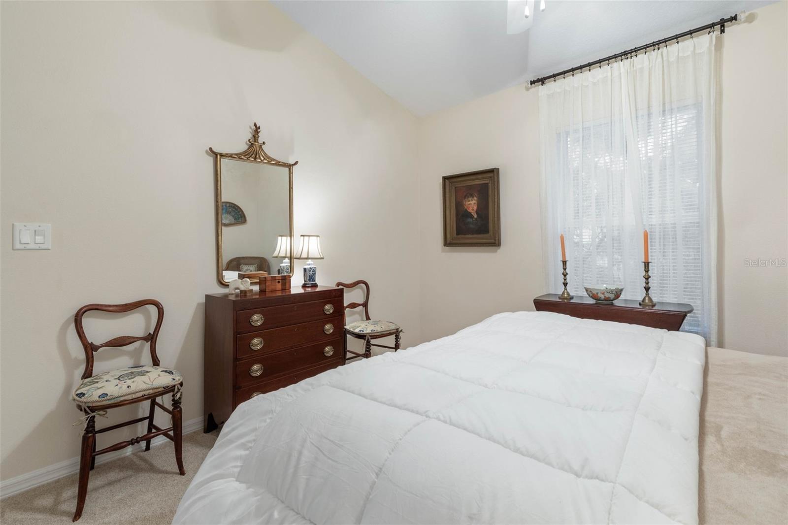 27 WHISPERING PINE DR