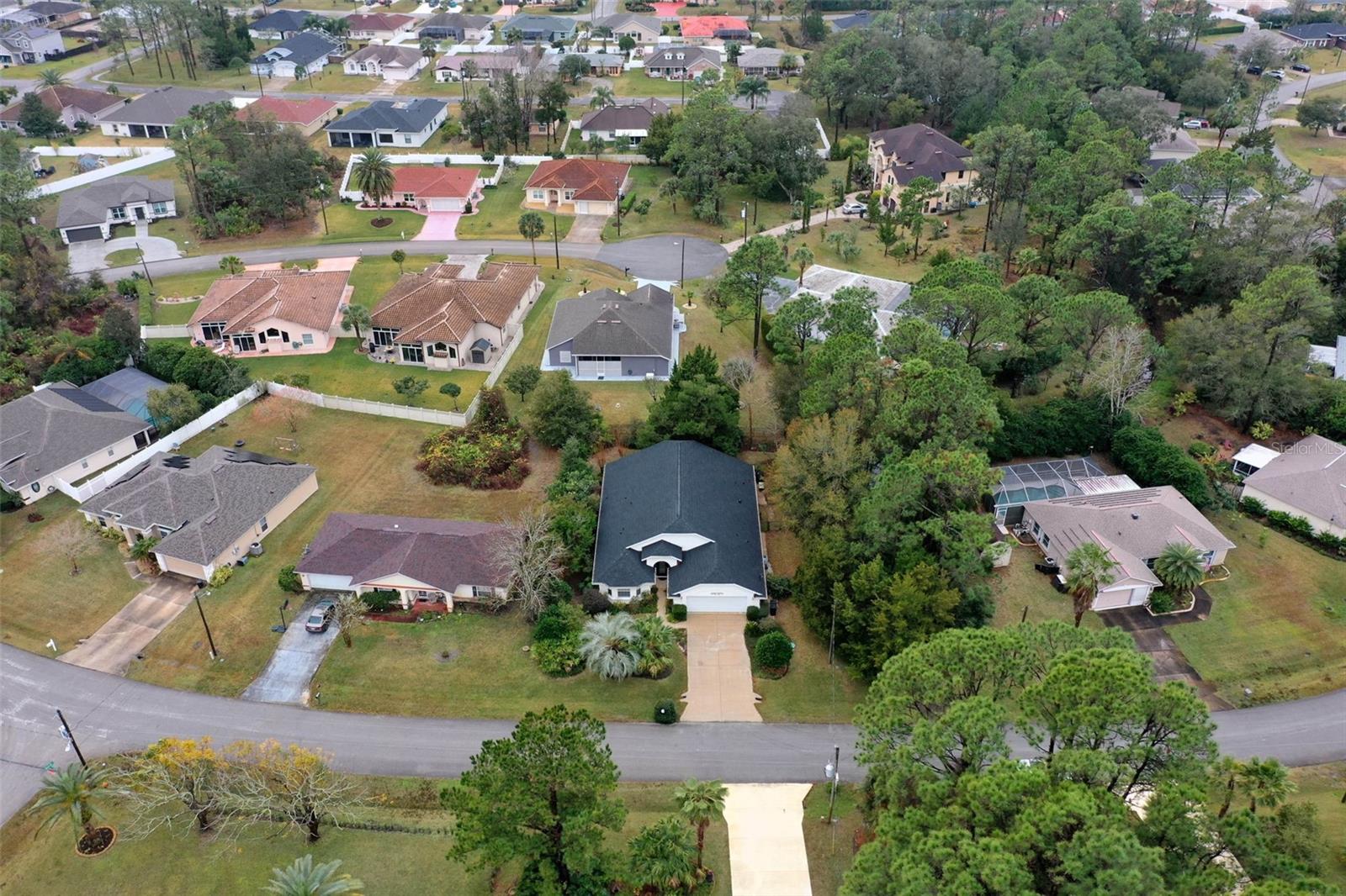 27 WHISPERING PINE DR