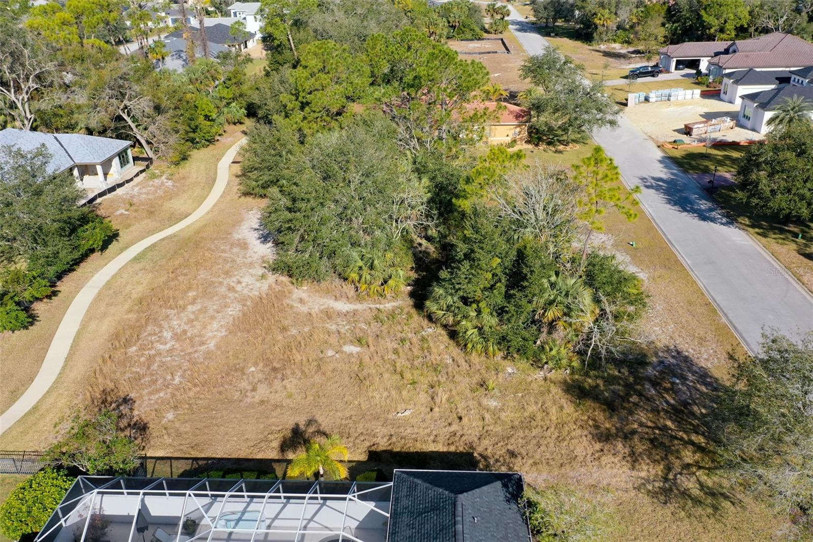57 OLD OAK DR S