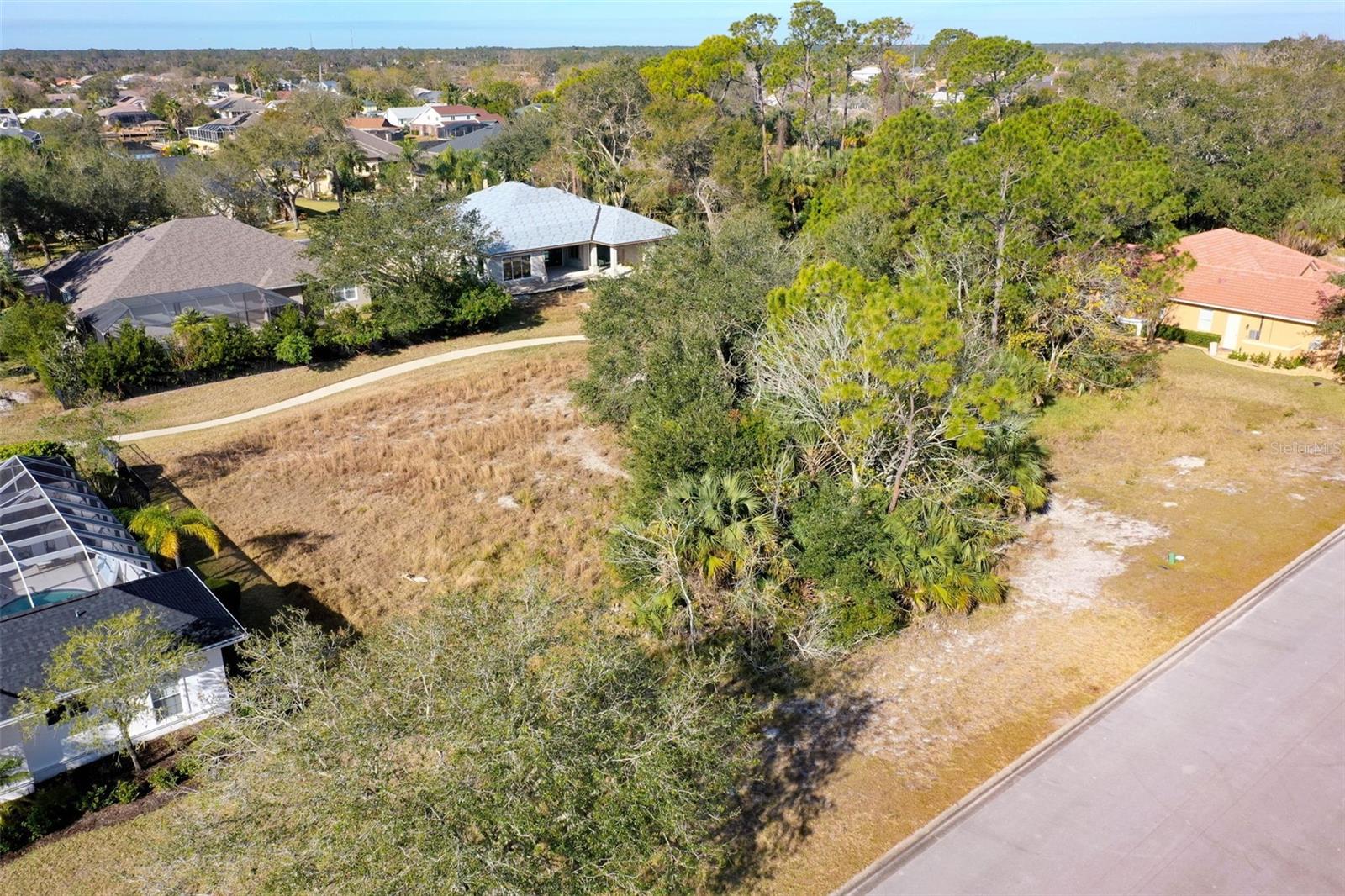 57 OLD OAK DR S