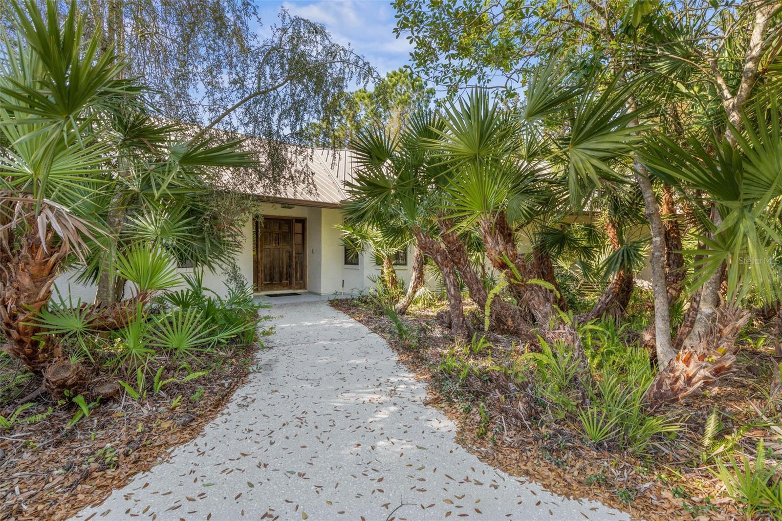 39 BRONSON LN