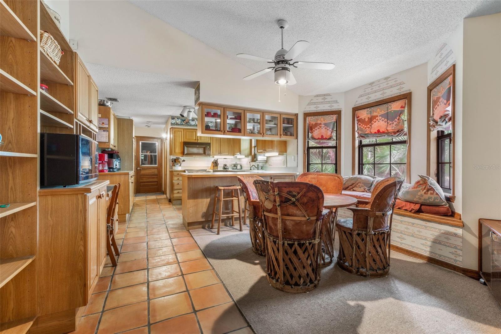 39 BRONSON LN