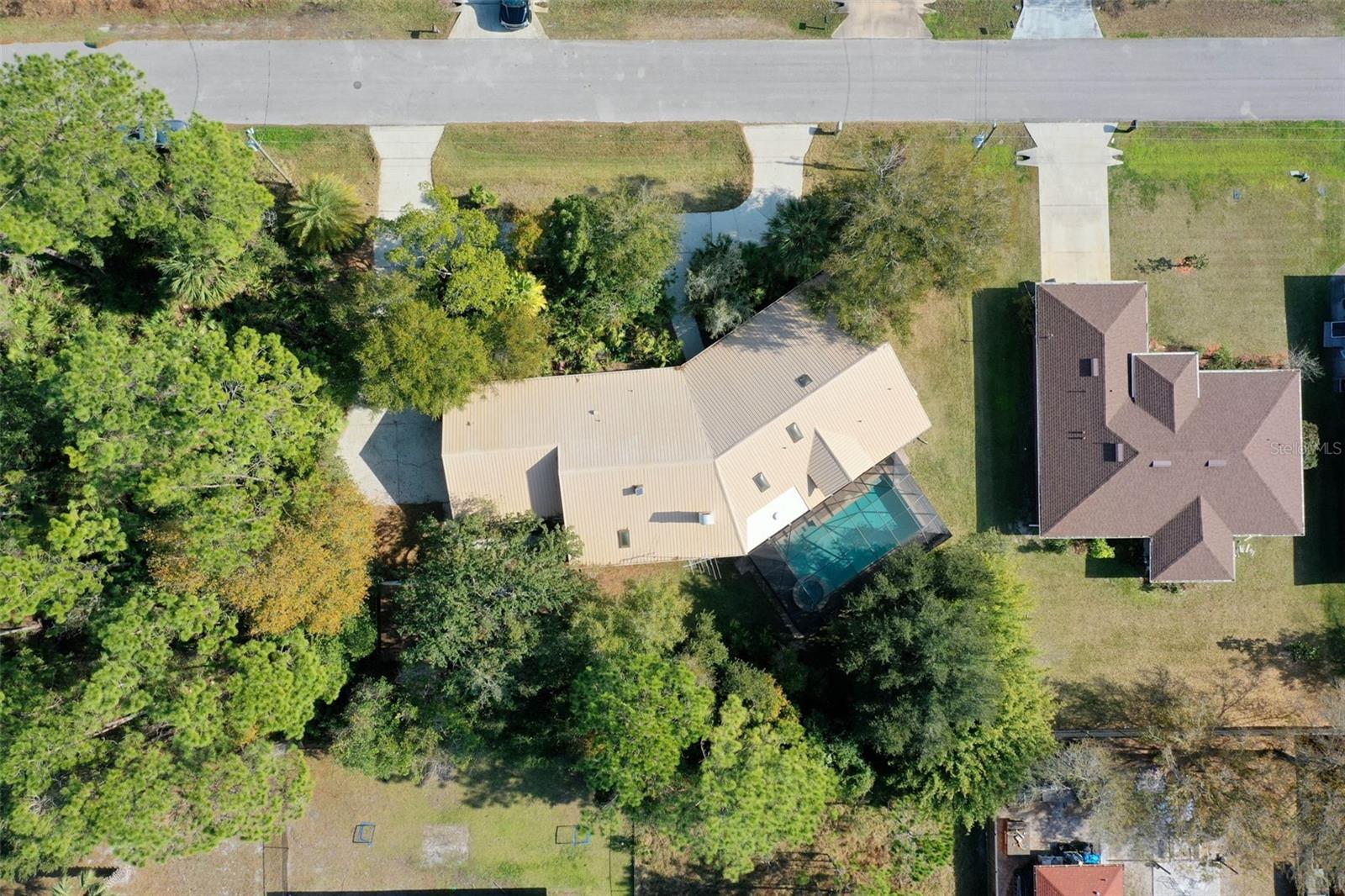 39 BRONSON LN